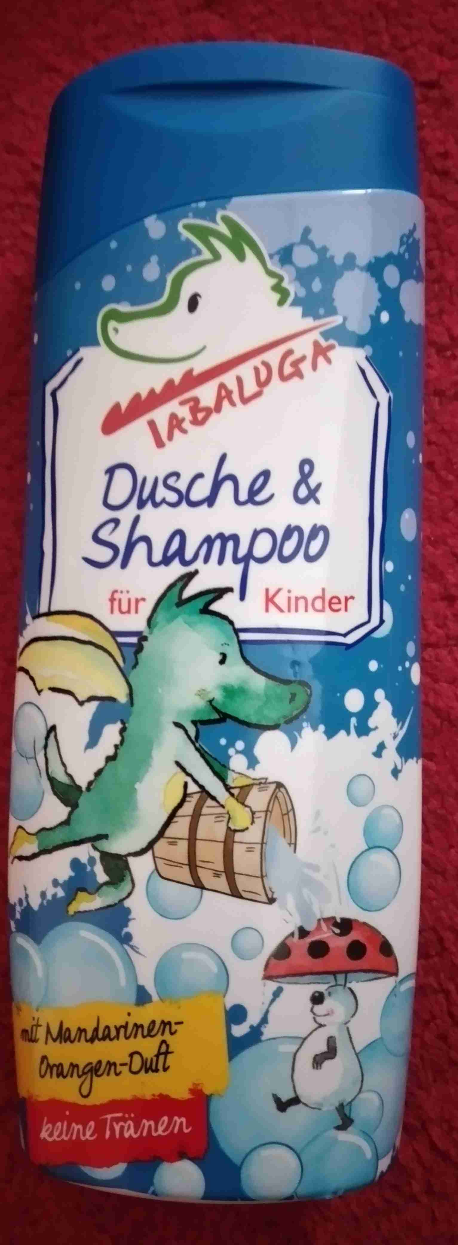 Duschbad und Shampoo