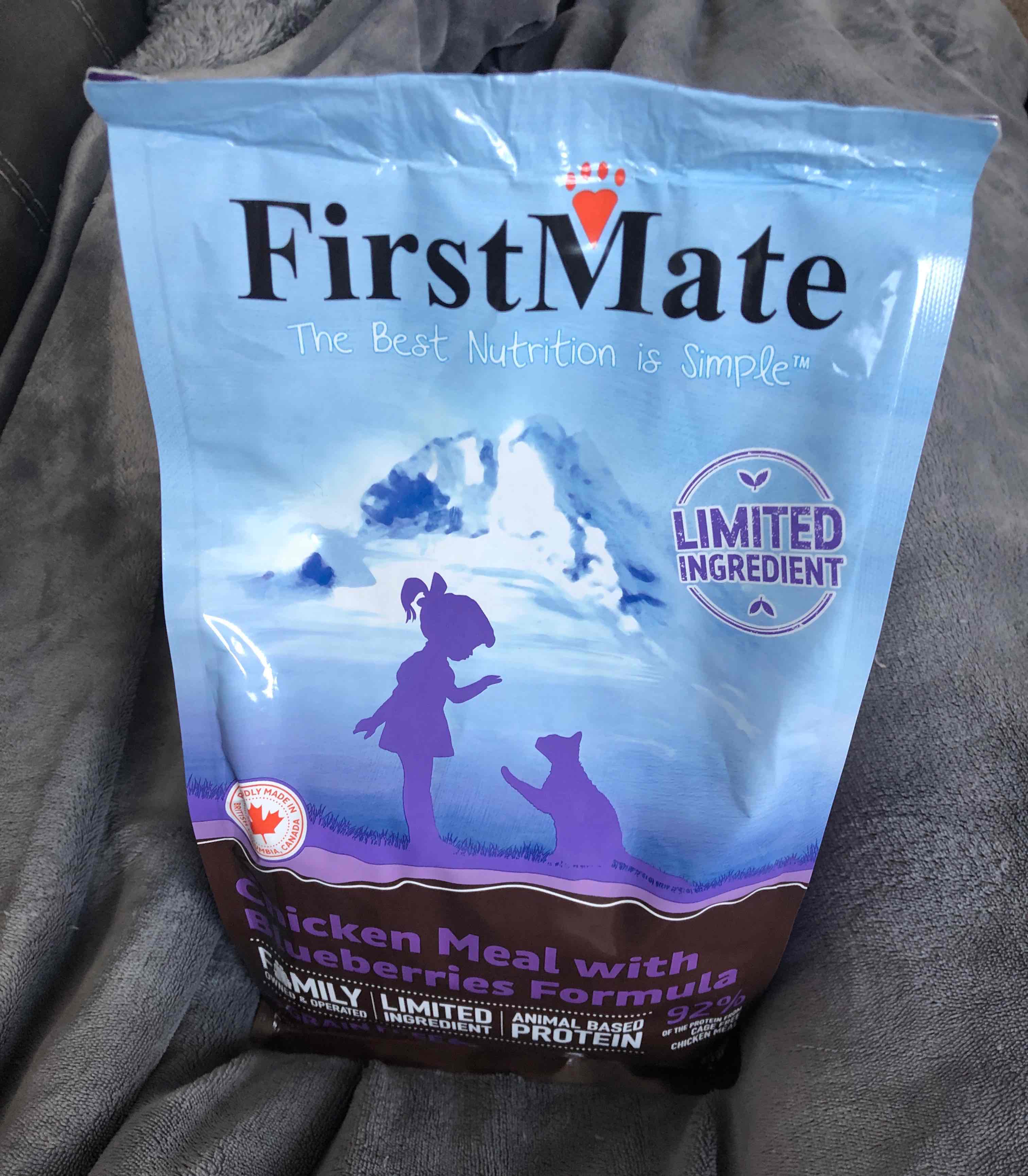 Chicken meal with blueberries formula