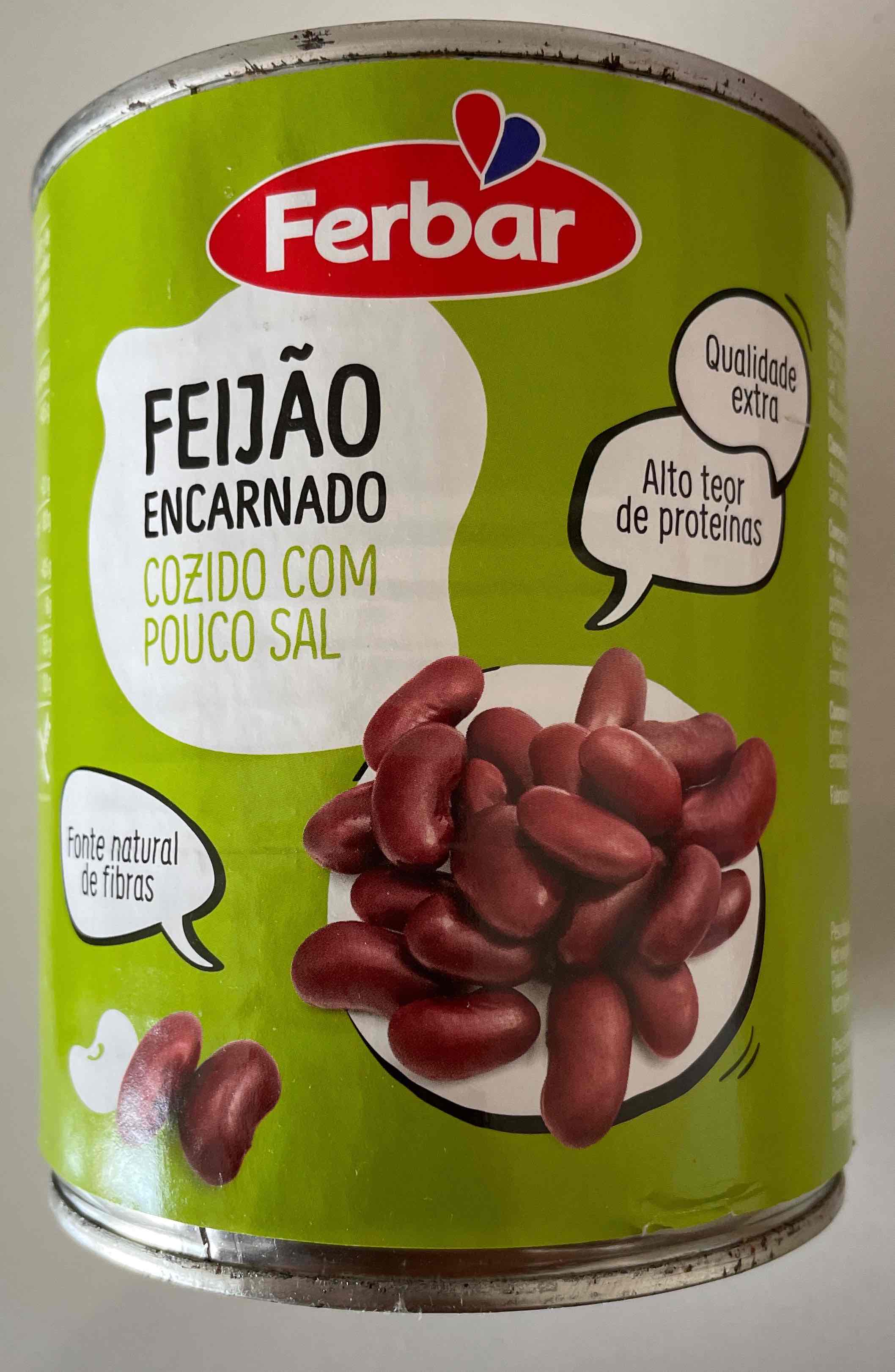 Feijão encarnado cozido com pouco sal
