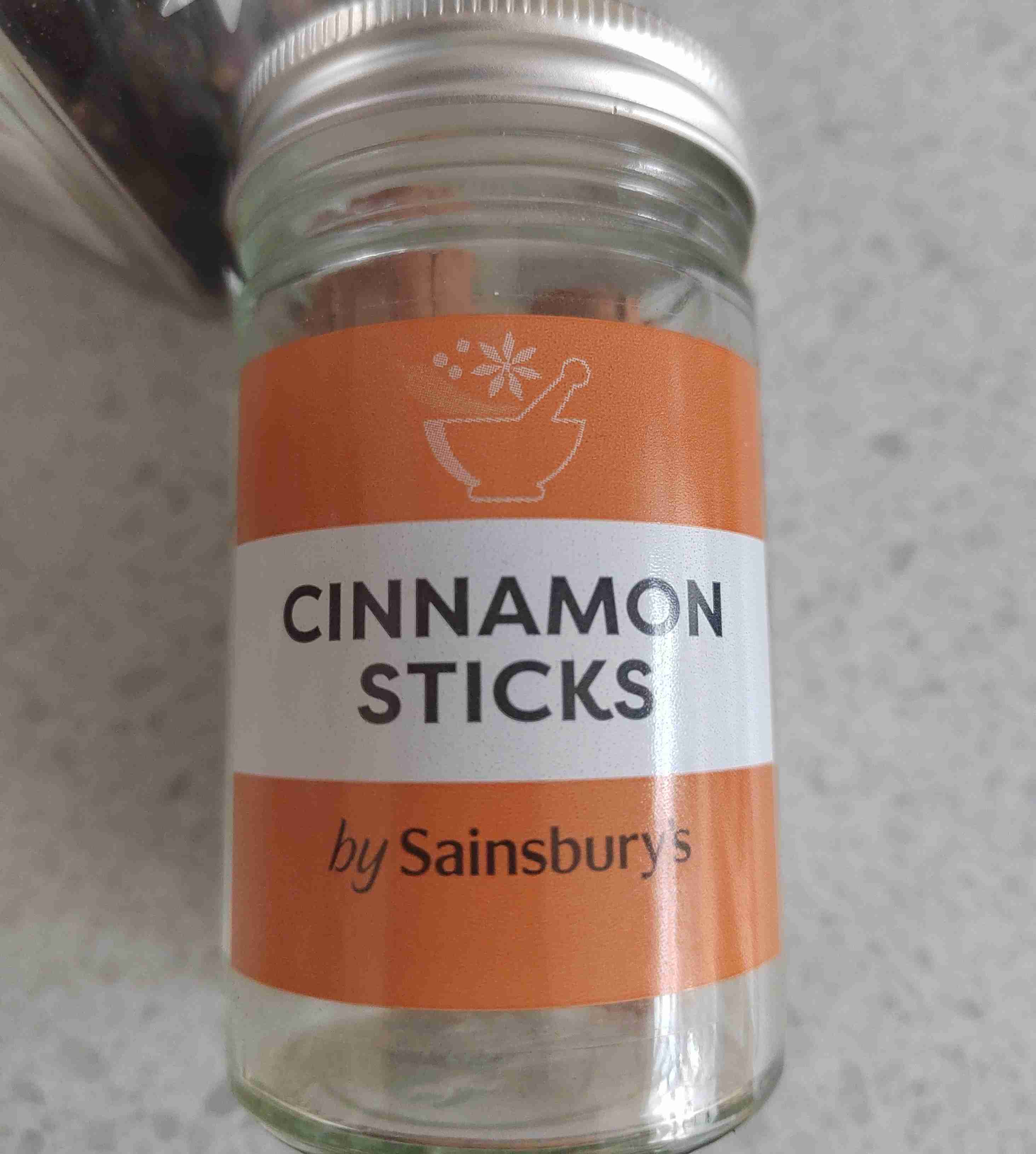 Cinnamon sticks