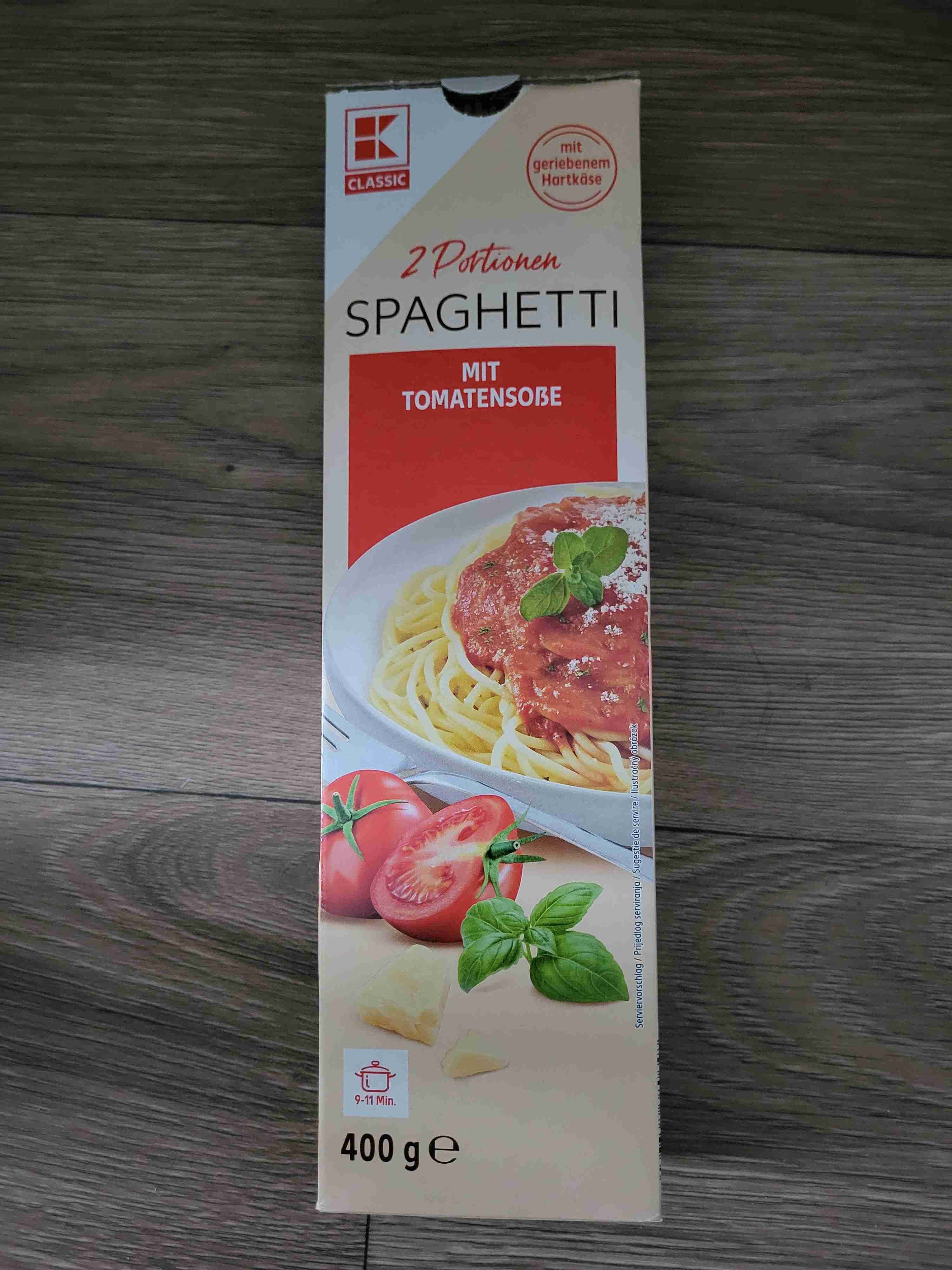 Spaghetti mit Tomatensoße