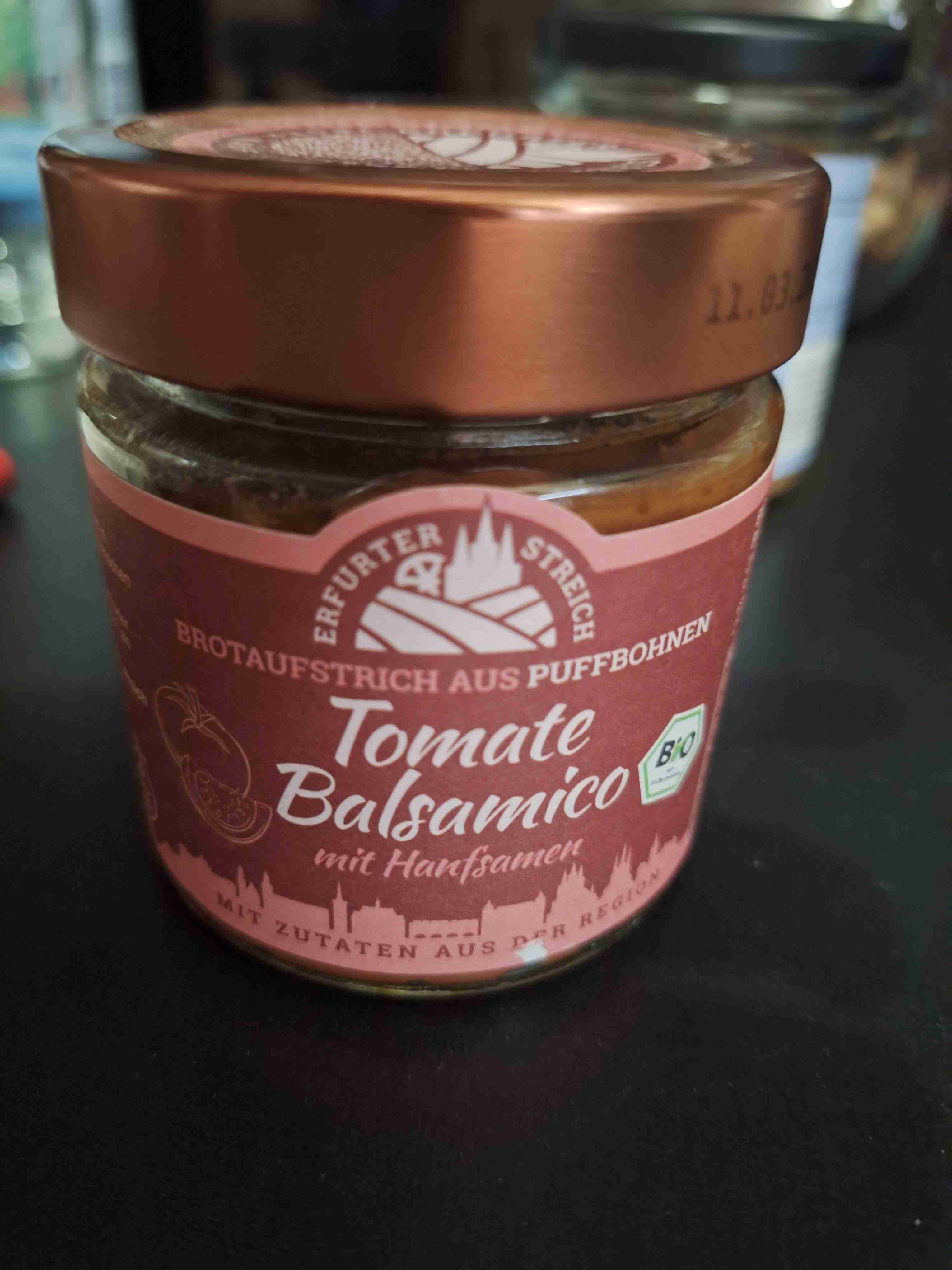 Tomate balsamico mit Hanfsamen
