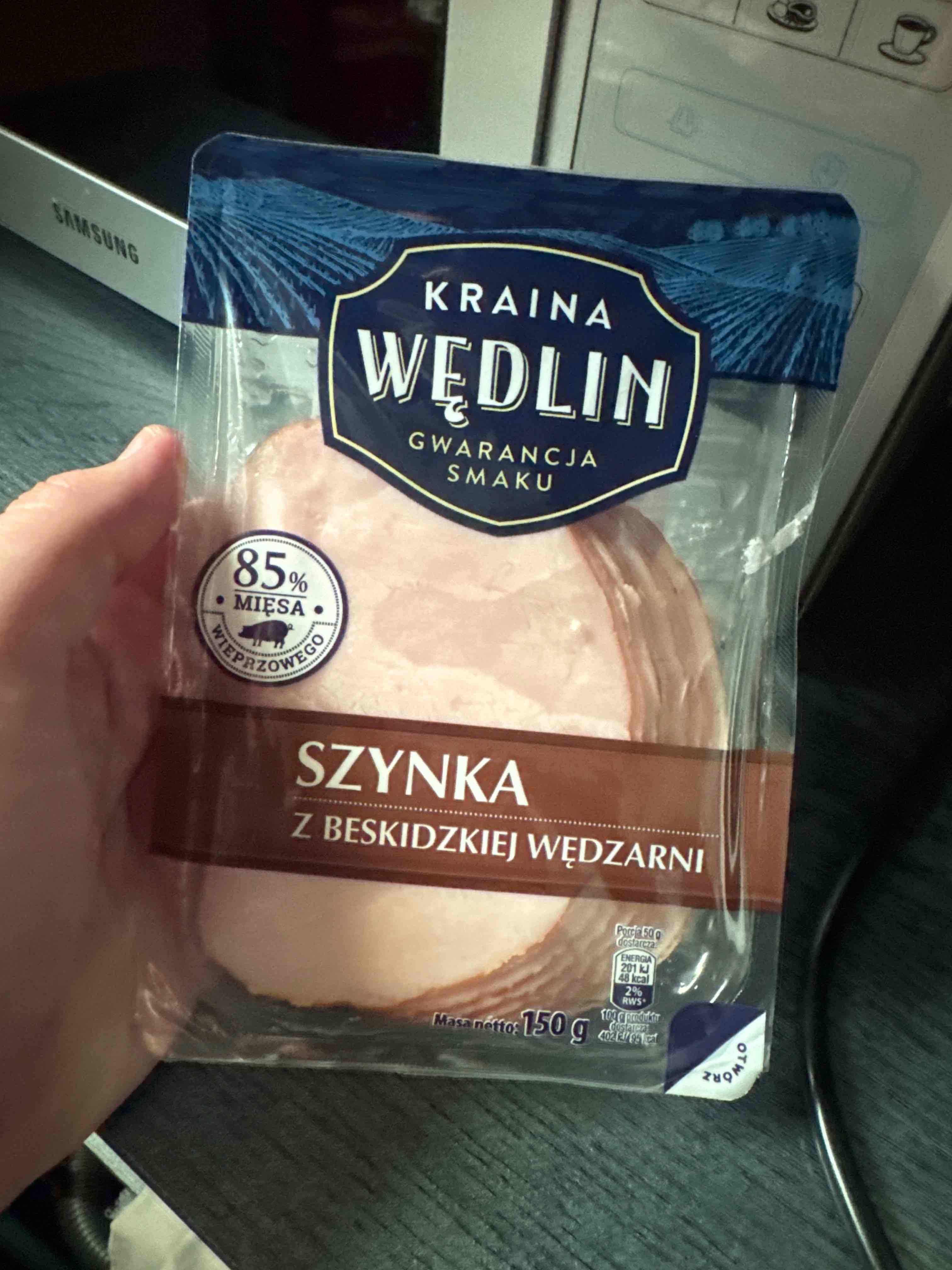 Szynka z beskidzkiej wedzarni 