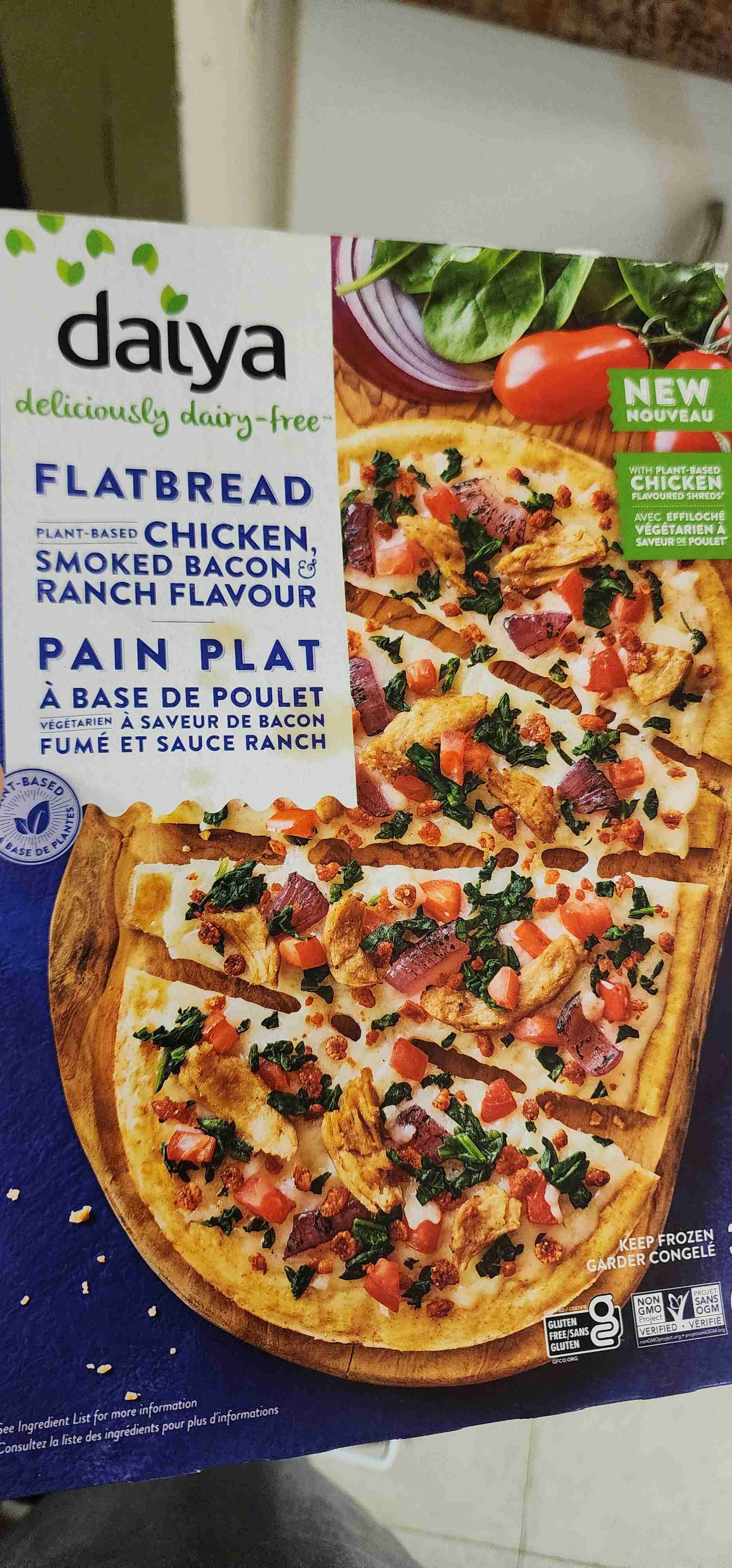 Flatbread chicken bacon ranch pizza