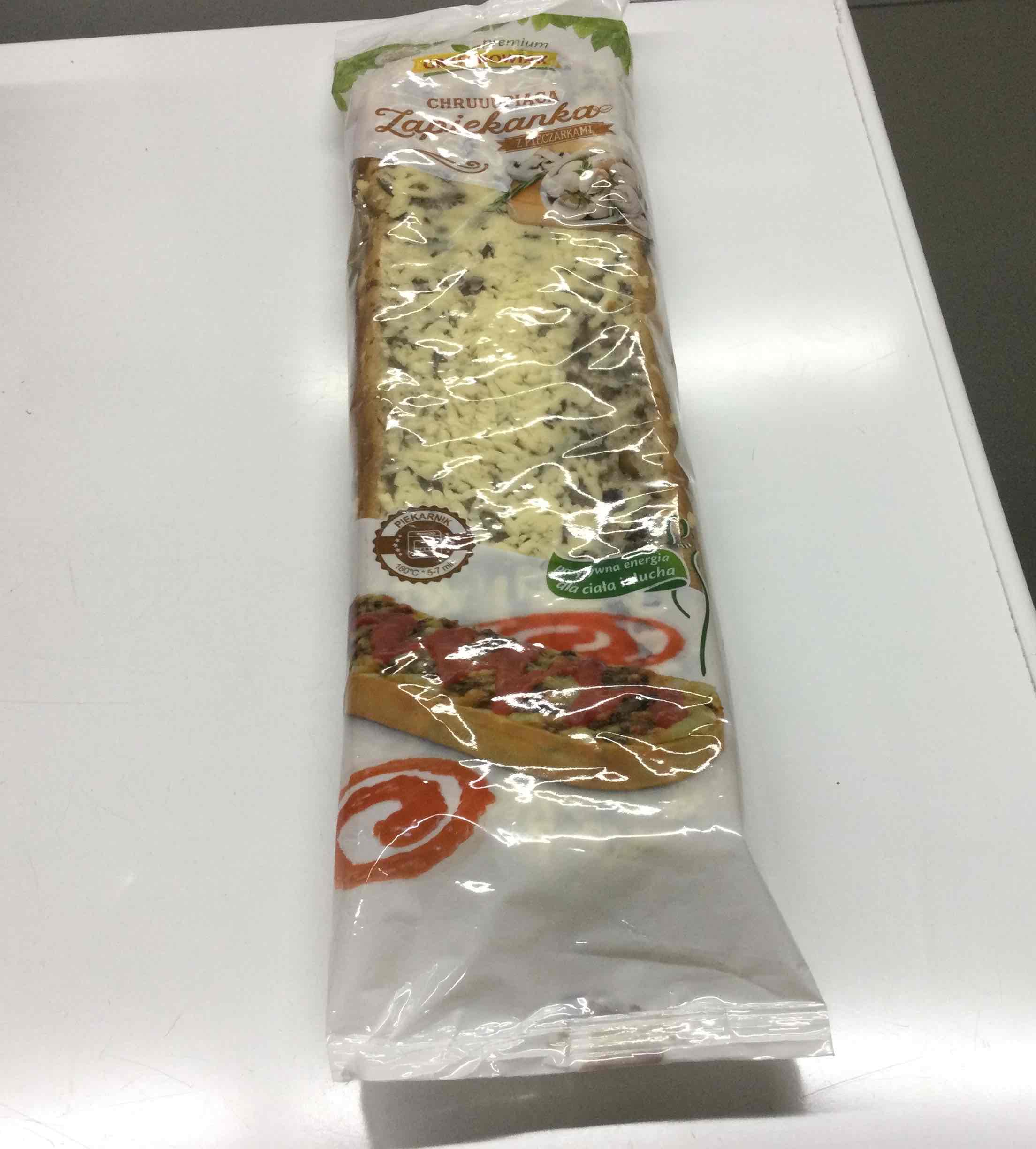Zapiekanka z pieczarkami