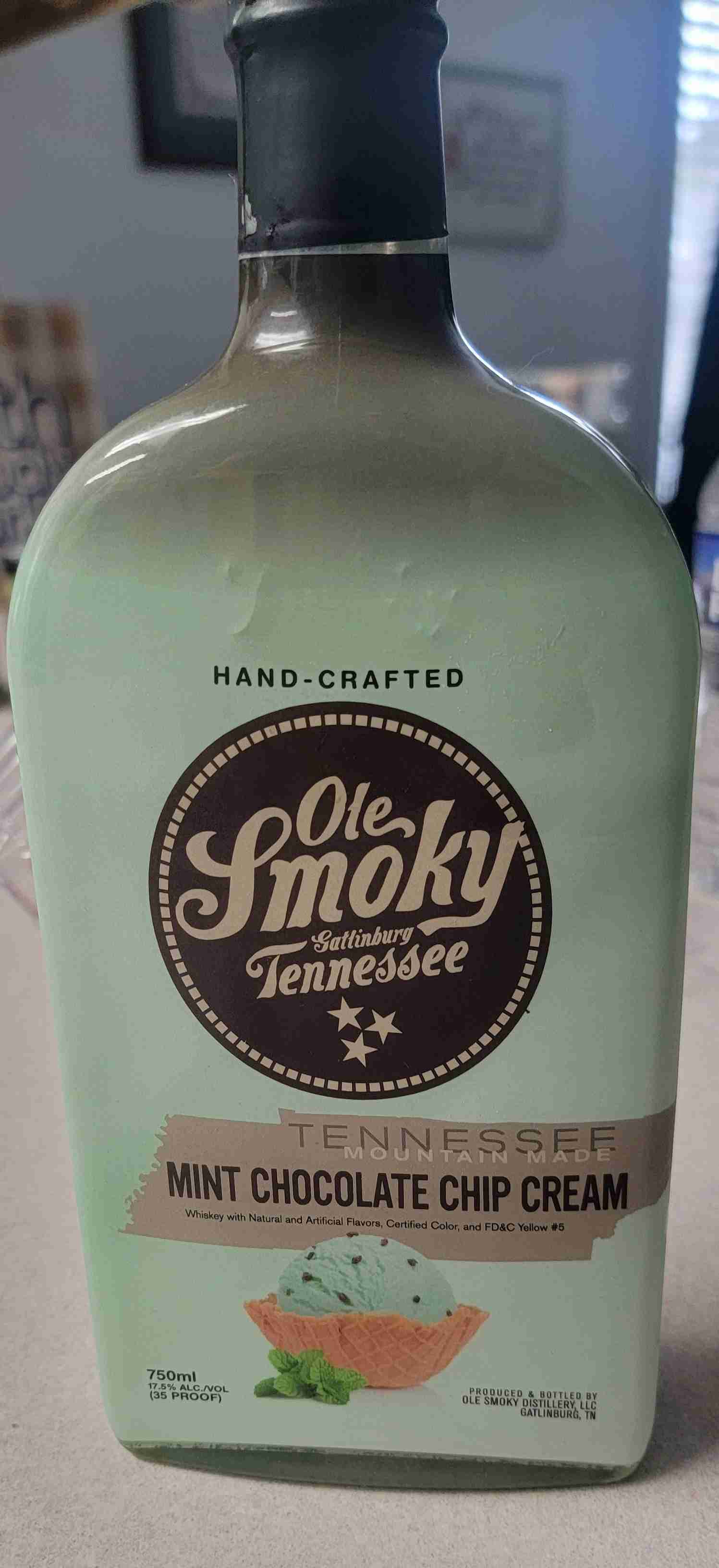 Mint Chocolate chip cream whiskey