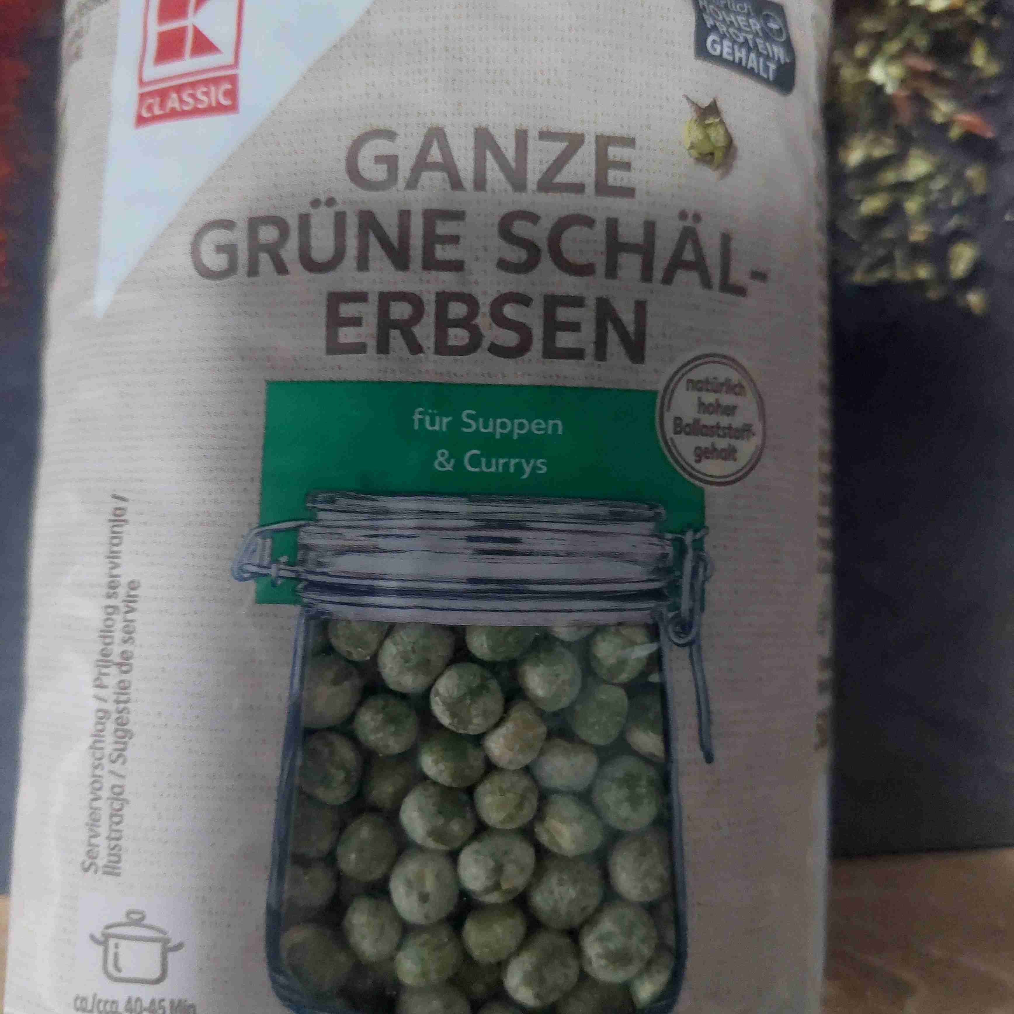 Ganze grüne Schälerbsen