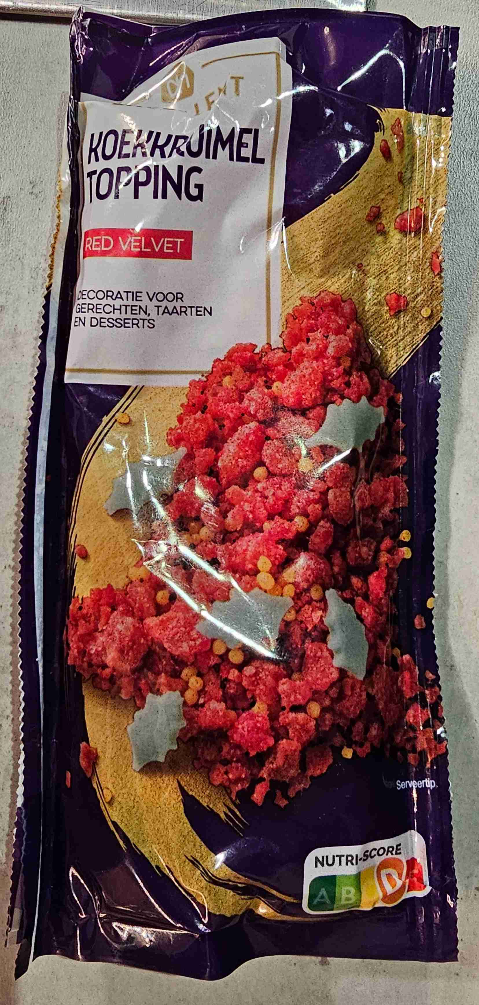 Red velvet koekkruimel topping