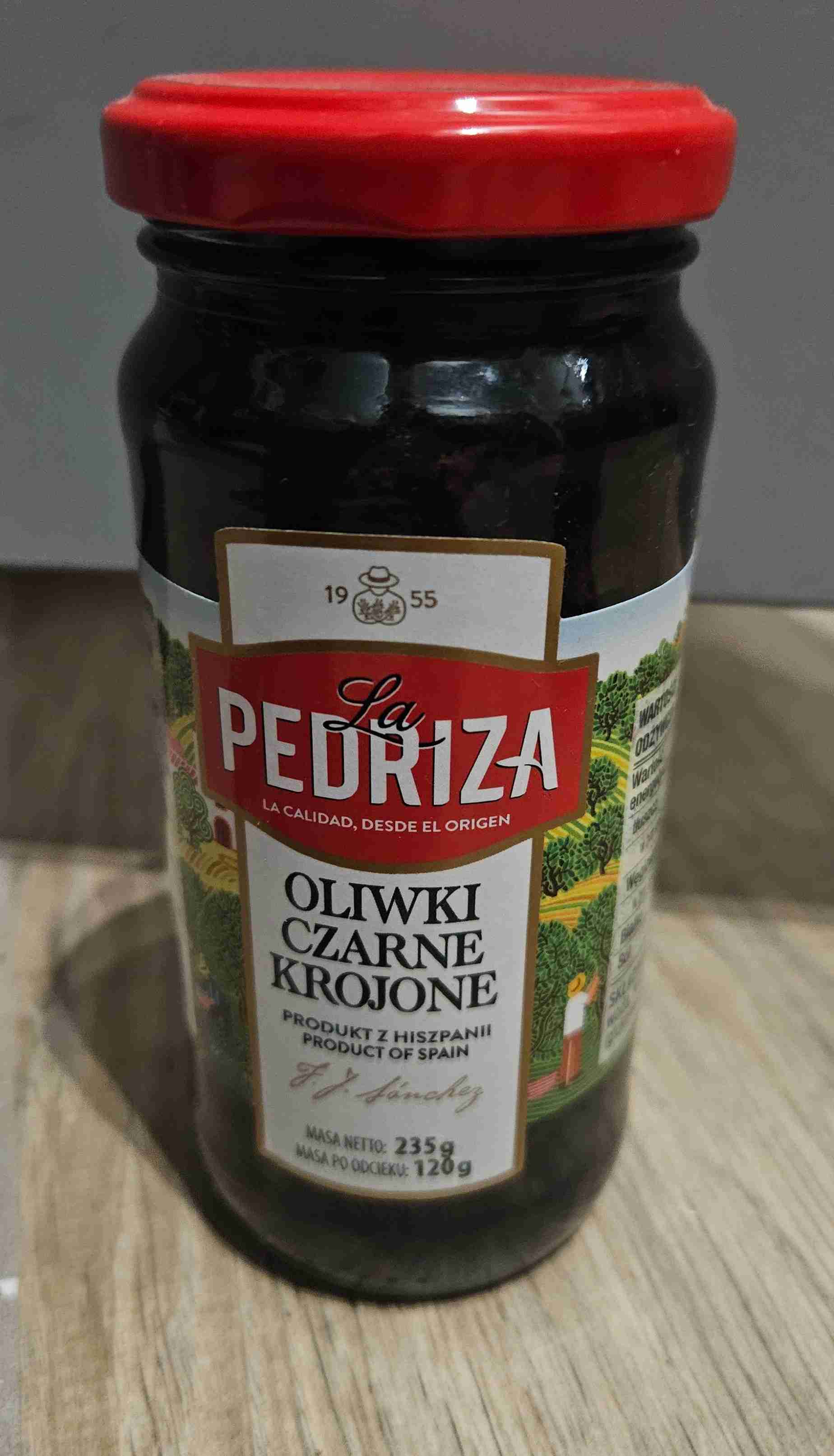 Oliwki czarne krojone