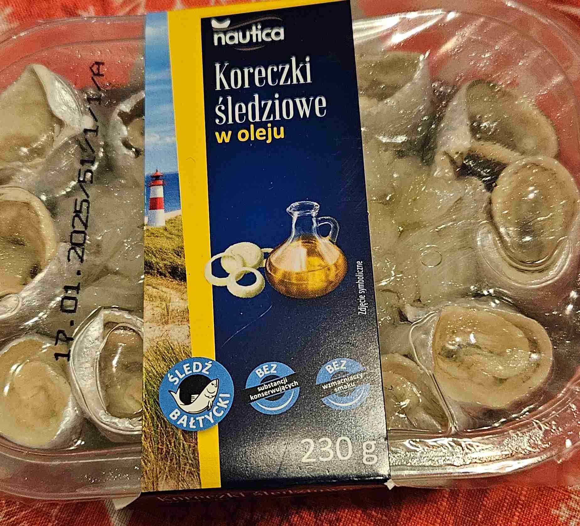 Koreczki śledziowe
