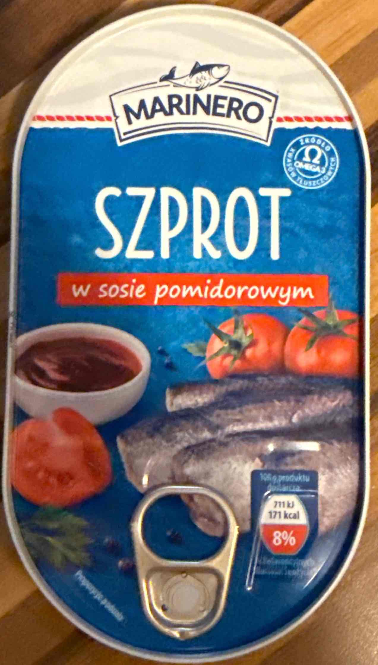 Szprot w sosie pomidorowym 