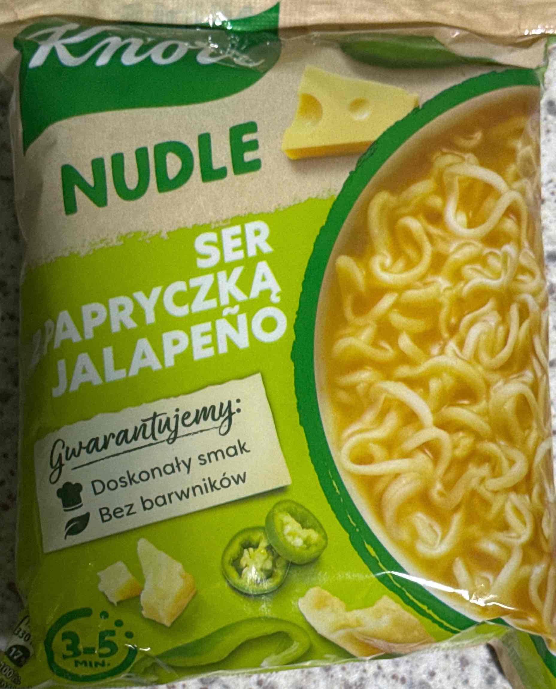 Nuddle ser z papryczką jalapeno