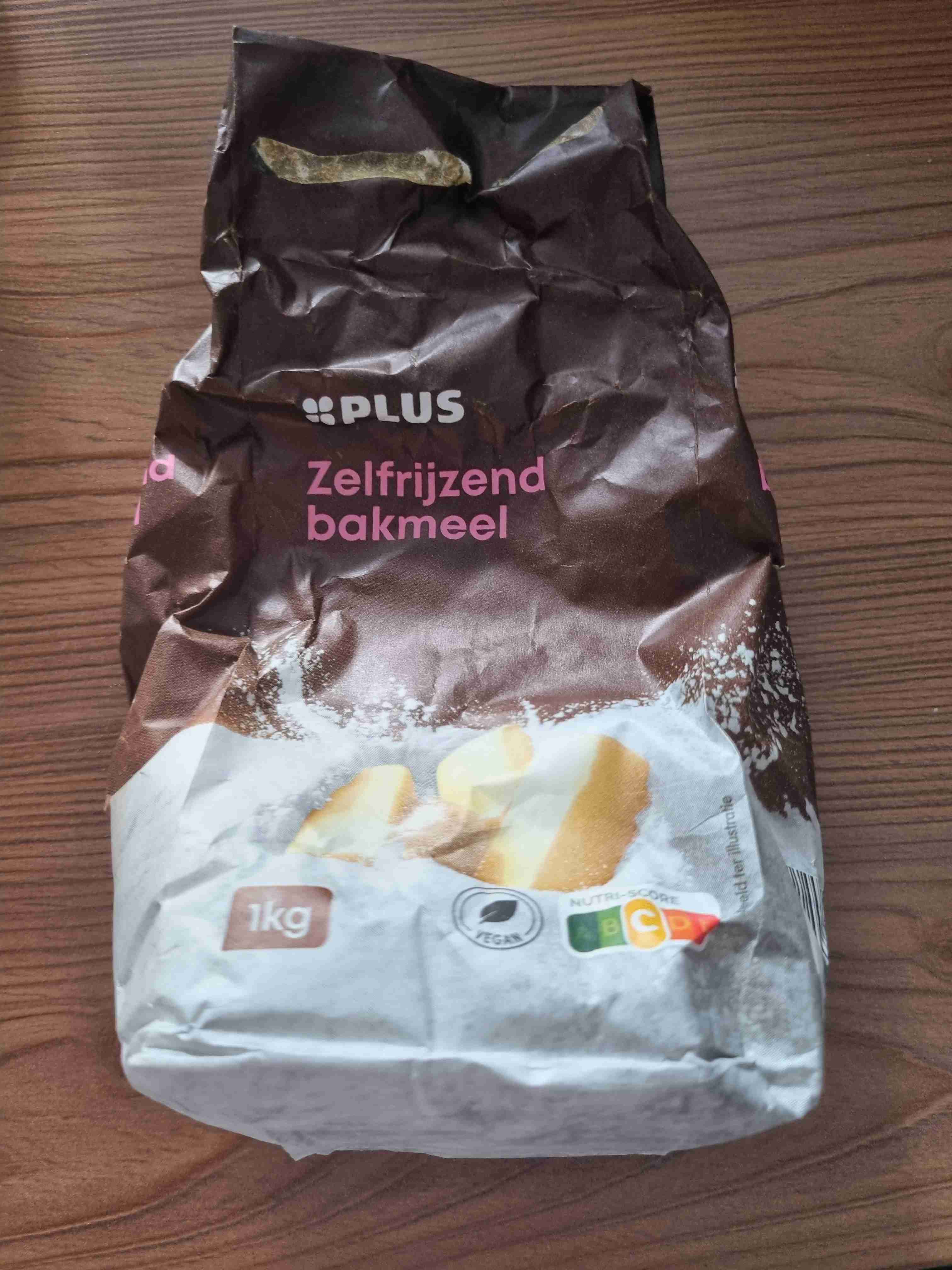Zelfrijzend Bakmeel