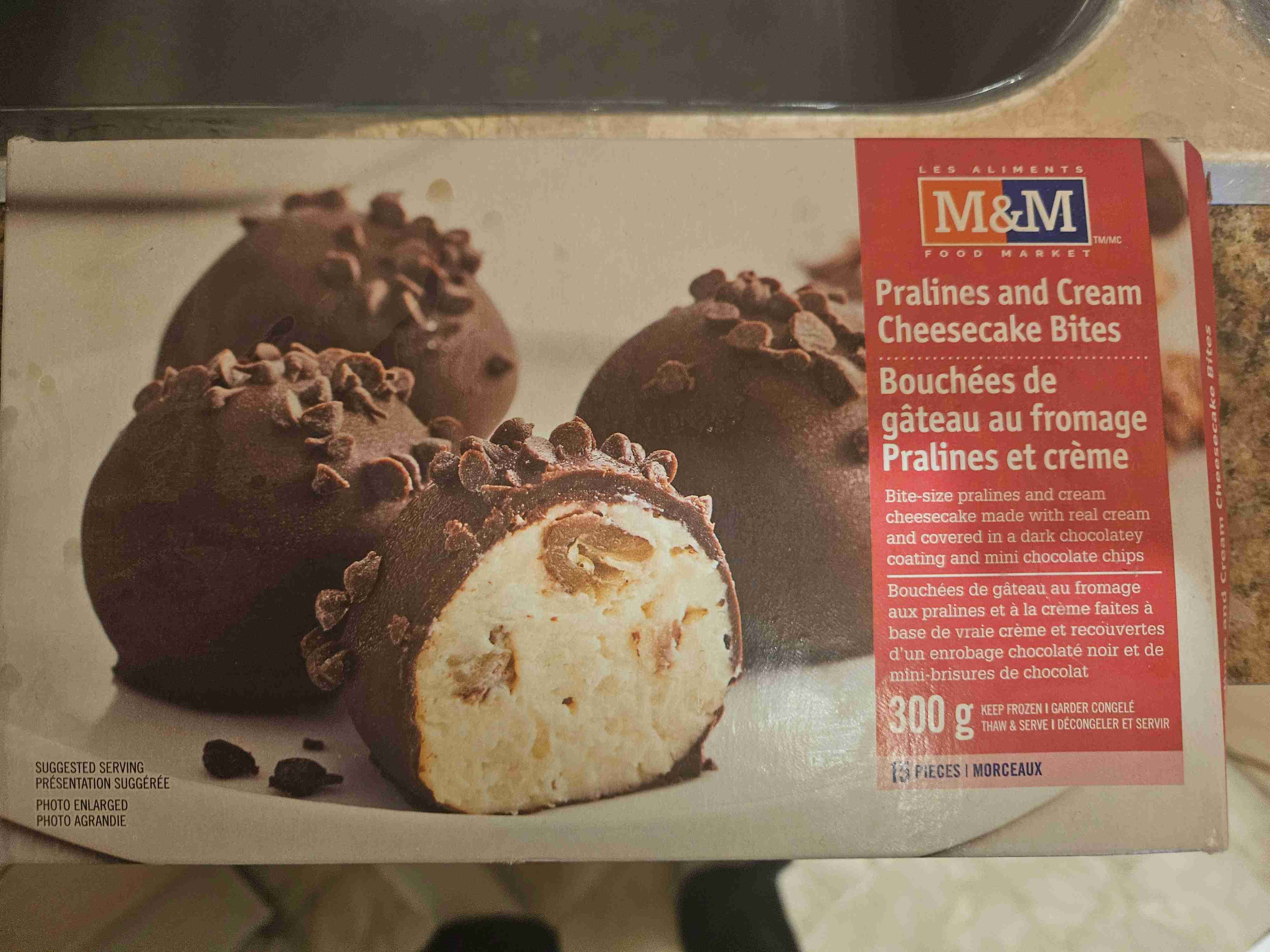 Pralines and Cream Cheesecake Bites