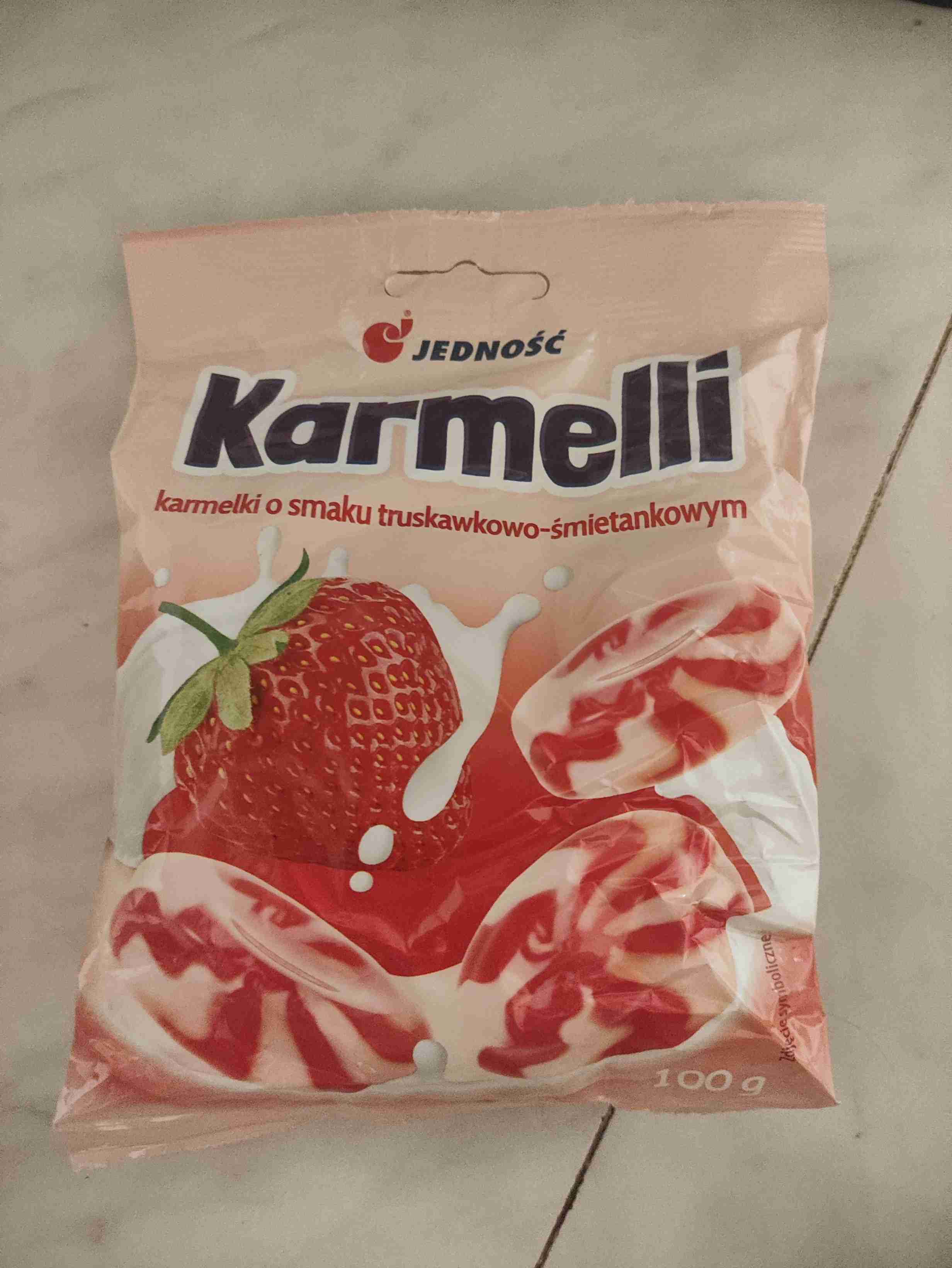 Karmelli Karmelki truskawkowo-śmietankowe