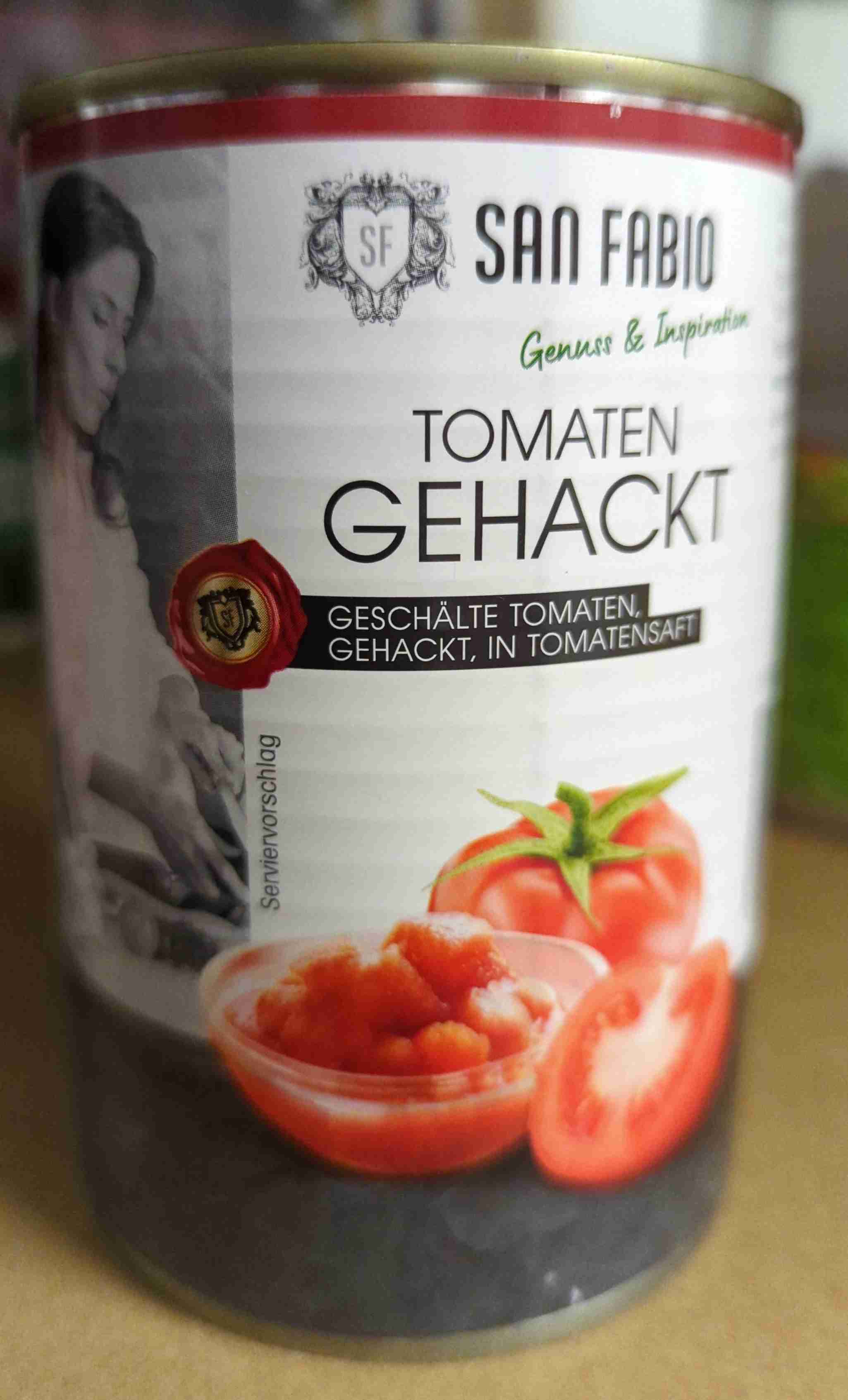 Tomaten gehackt in der Dose