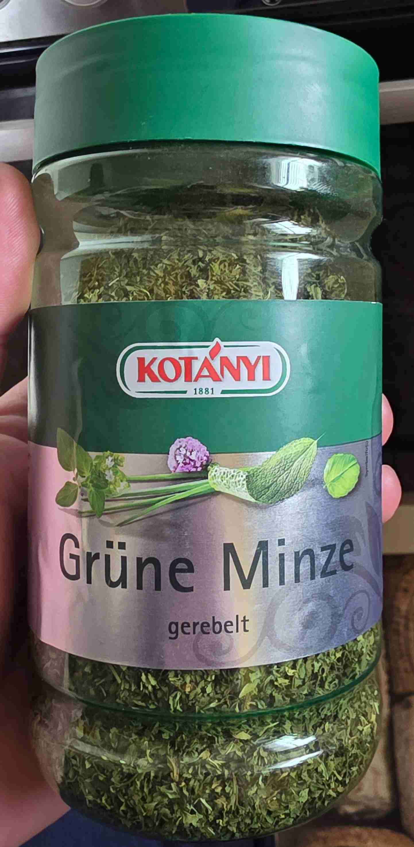 Grüne Minze gerebelt
