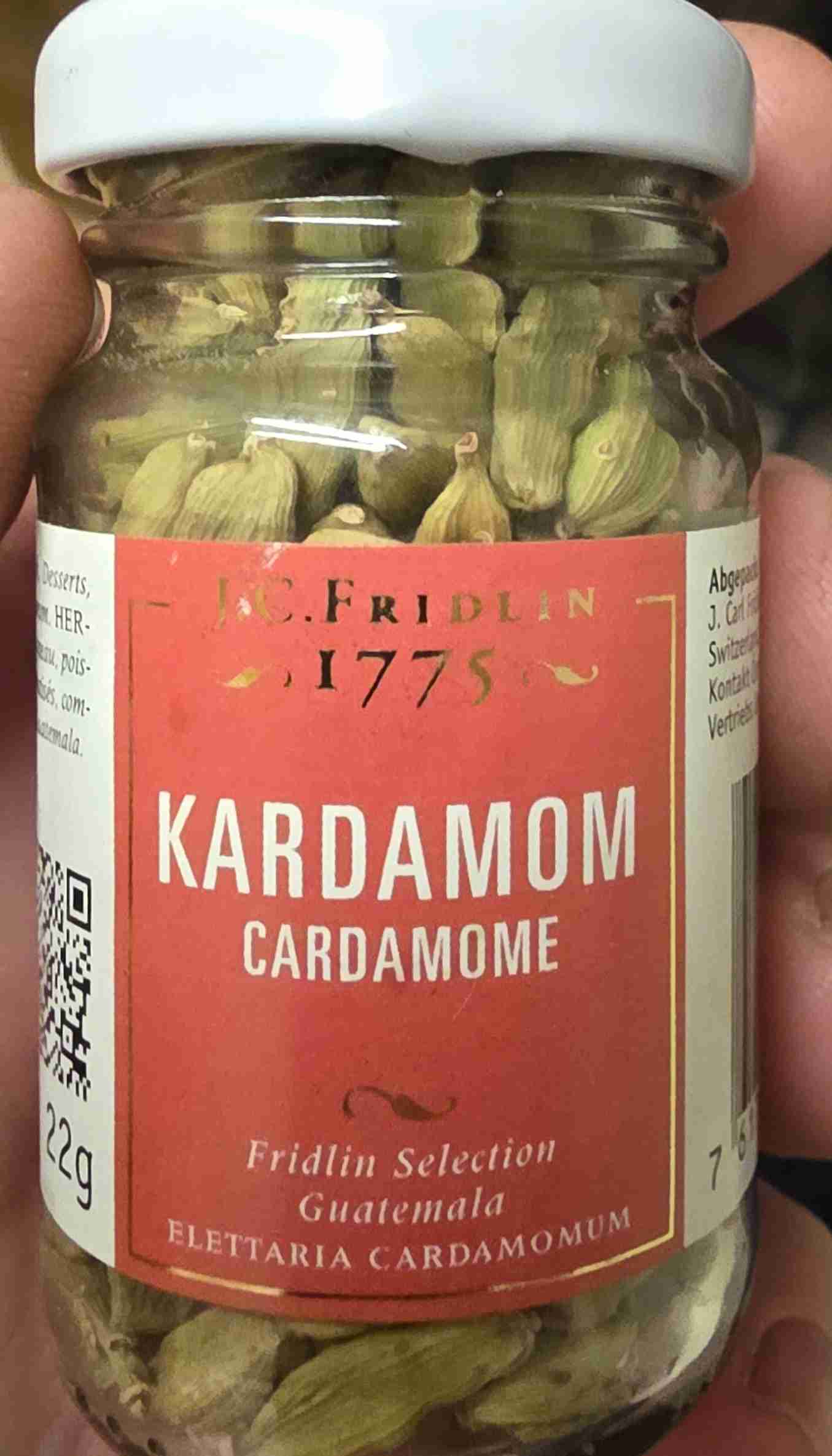 Kardamon ganz cardamone
