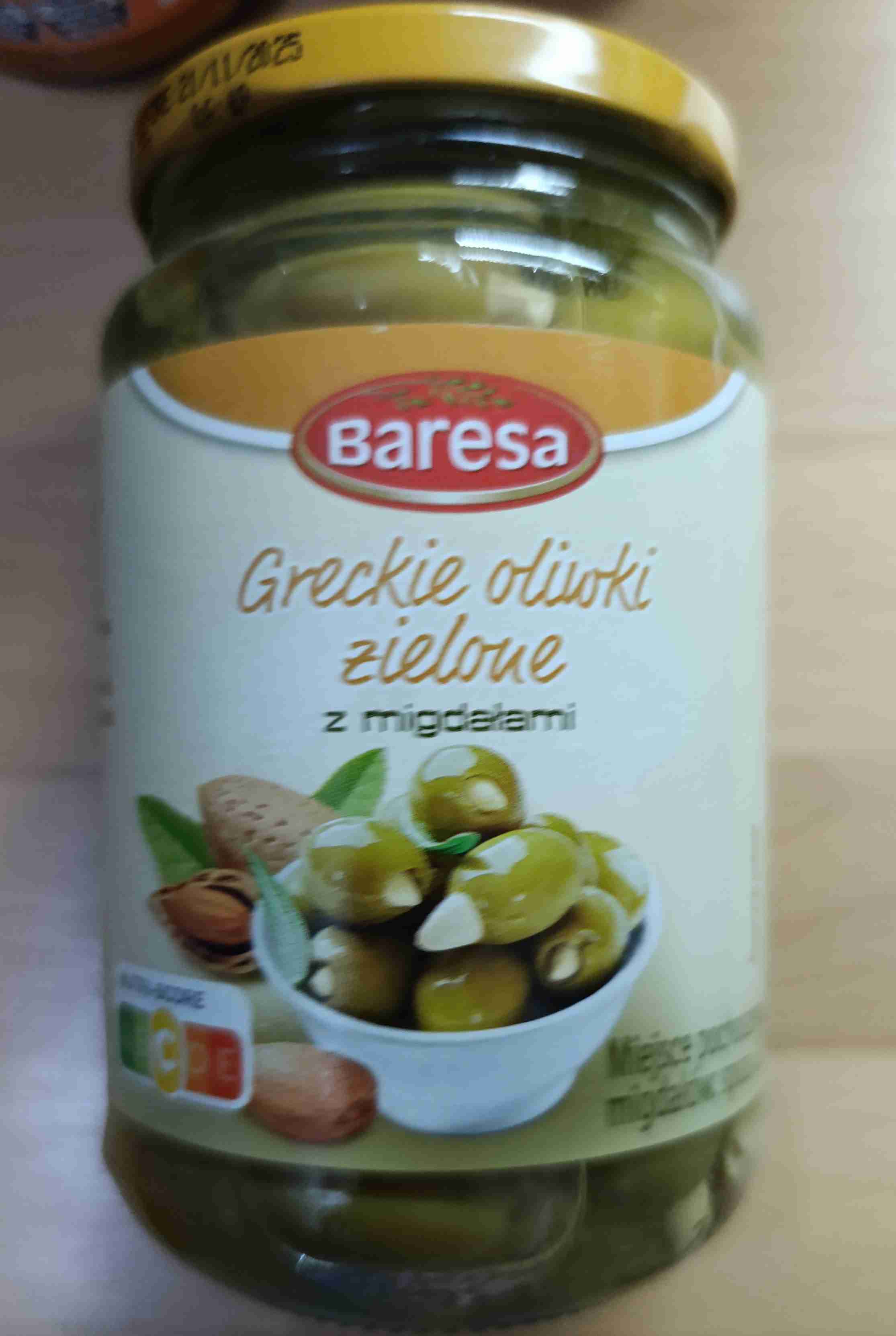 Oliwki zielone z migdałami 