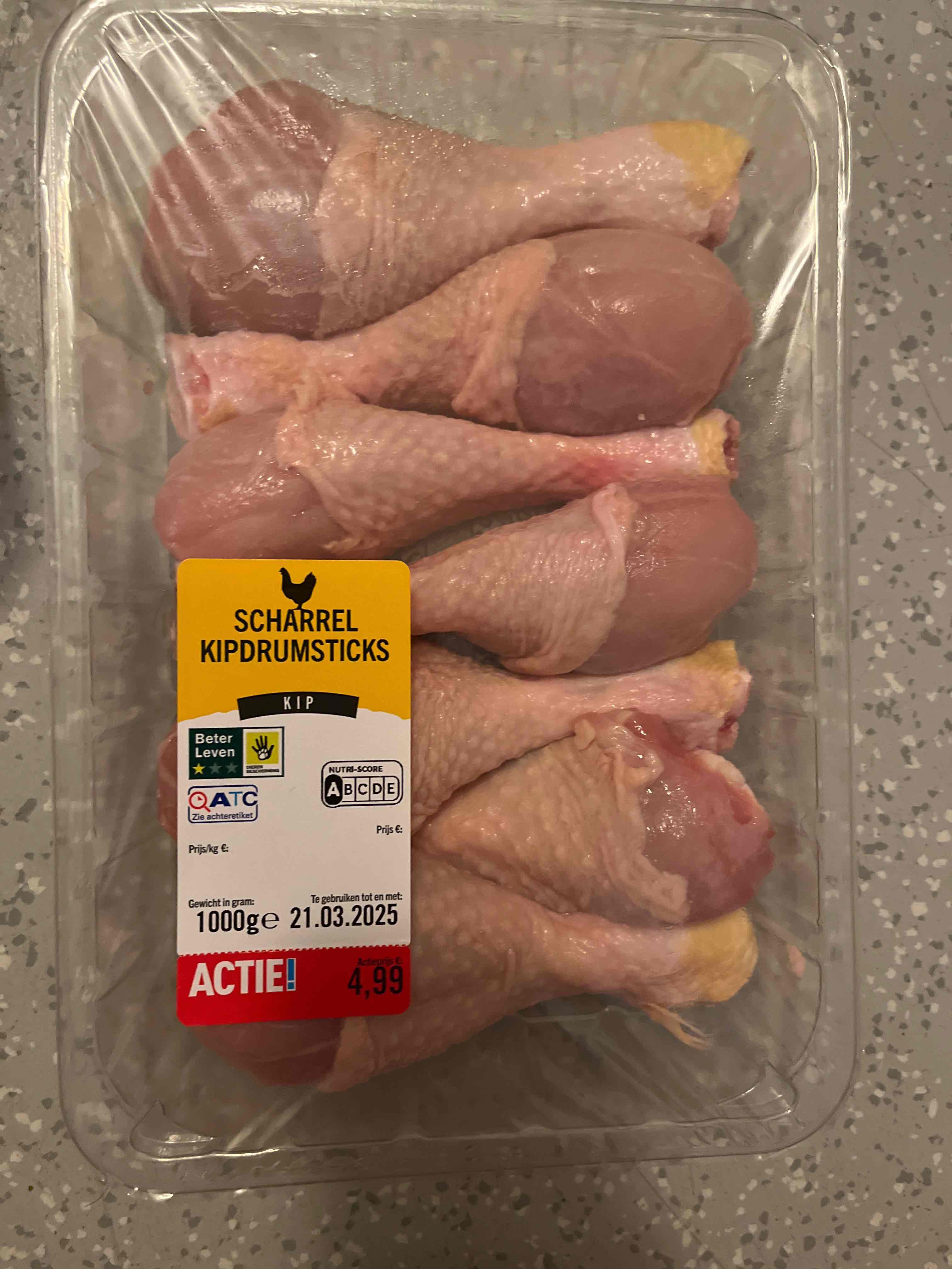 Scharrel kipdrumsticks