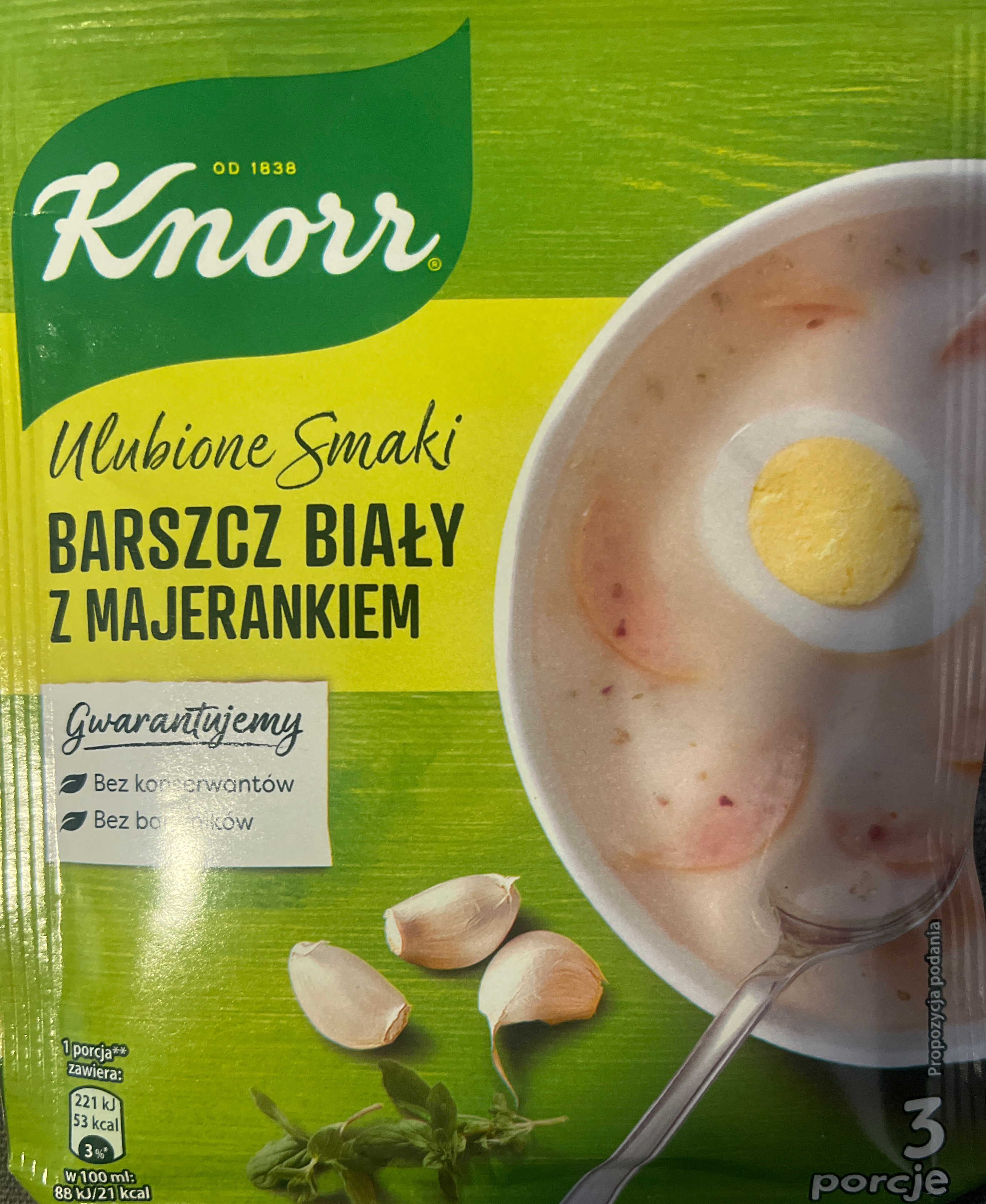 Barszcz bialy z majerankiem