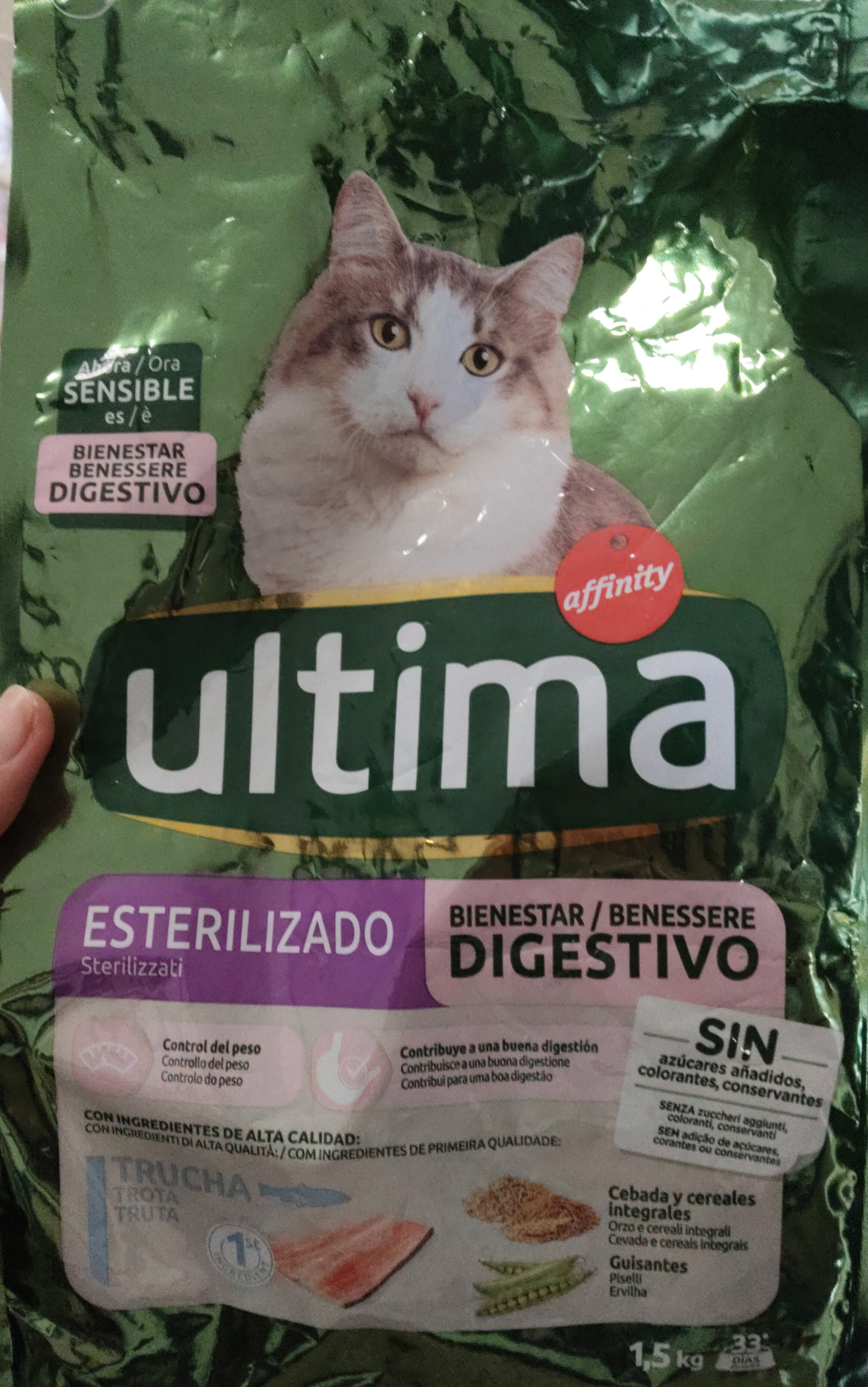 Pienso de trucha, cebada y cereales para gatos adultos esterilizados Última 1,5 kg.
