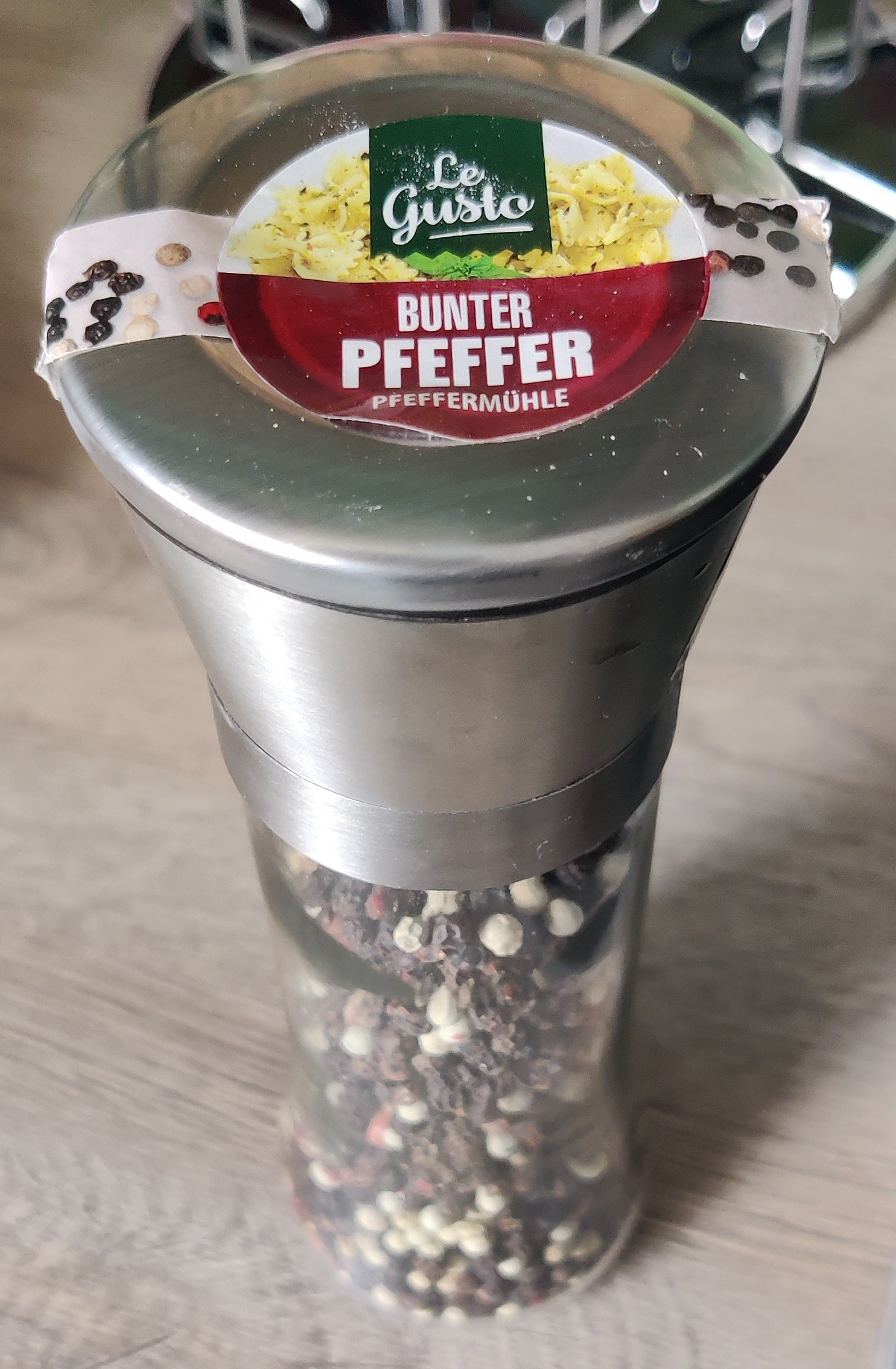 Bunter Pfeffer Pfeffermühle