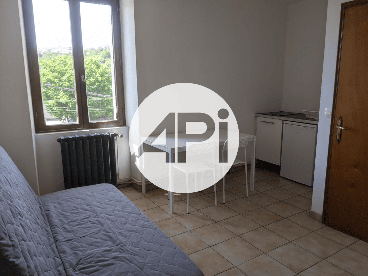 Appartement 1 pièce 16 m² · à La Grand-Croix · 16 m² · 310 €/mois