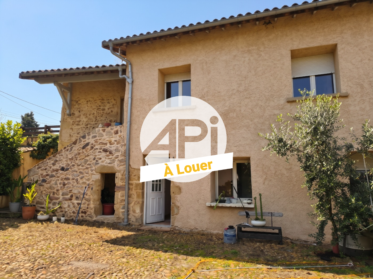 Maison 6 pièces 117 m² · à Saint-Clair-du-Rhône · 117 m² · 902 €/mois
