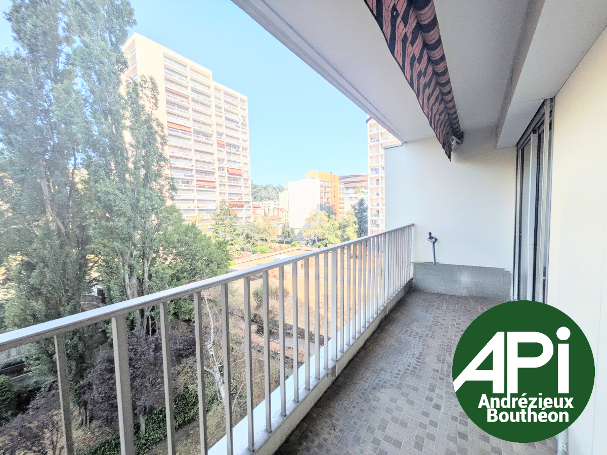 Appartement 4 pièces 87 m² · à Saint-Étienne · 87 m² · 145 000 €
