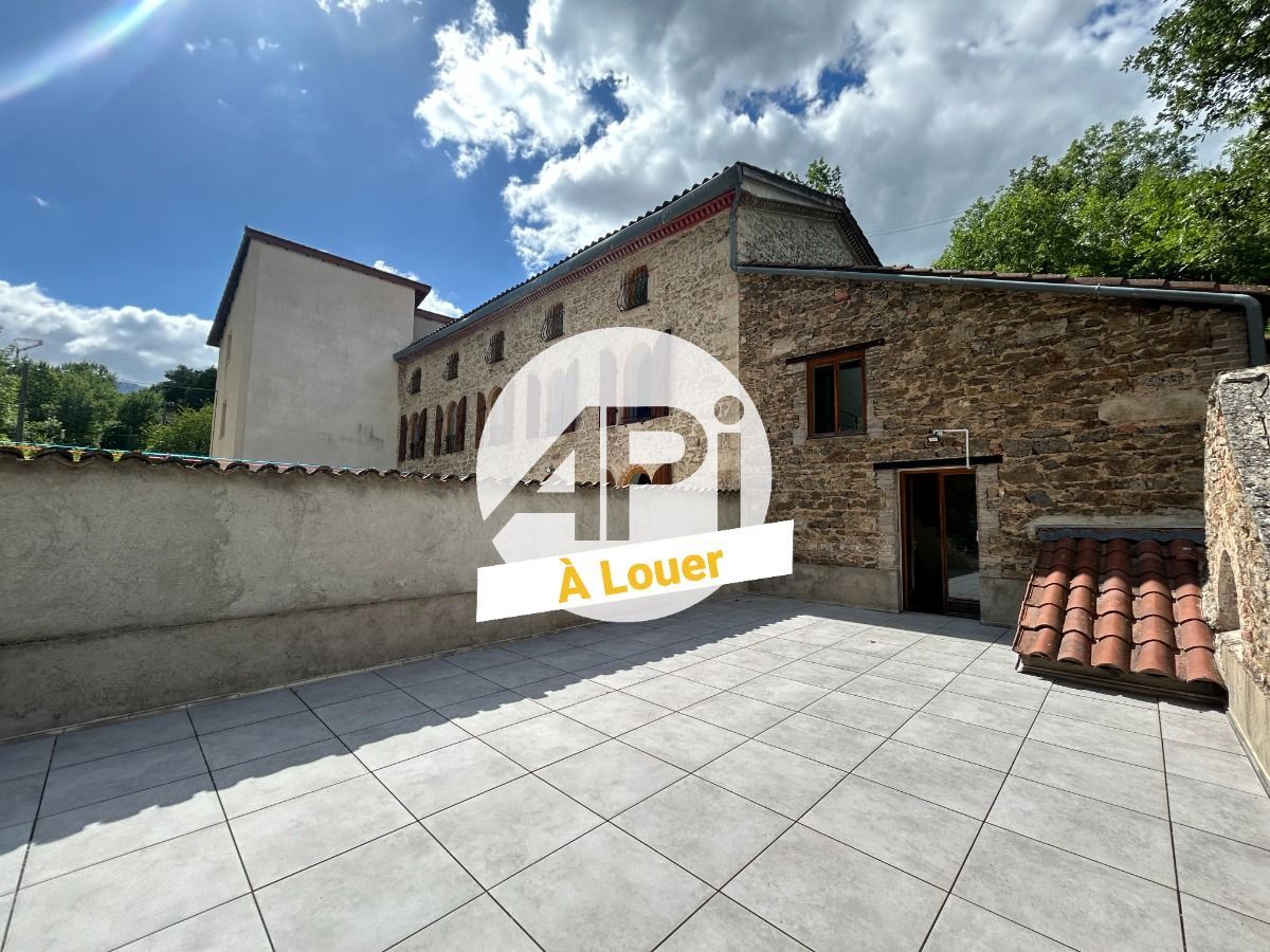 Appartement 4 pièces 116 m² · à Pélussin · 116 m² · 740 €/mois