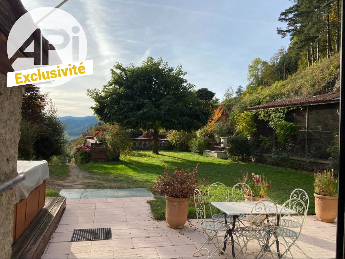 Maison 5 pièces 181 m² · à Thélis-la-Combe · 181 m² · 290 000 €