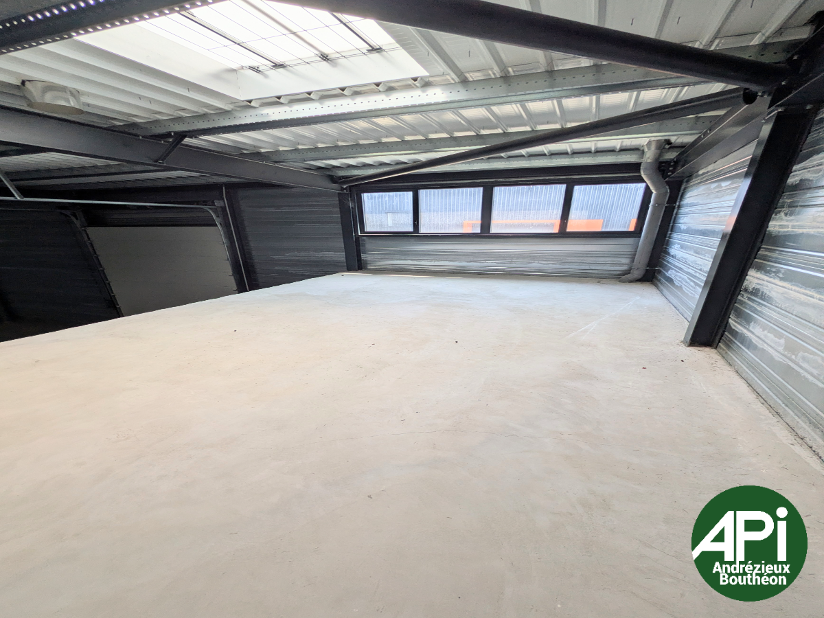 Terrain 173 m² · à Andrézieux-Bouthéon · 173 m² · 1 434 €/mois