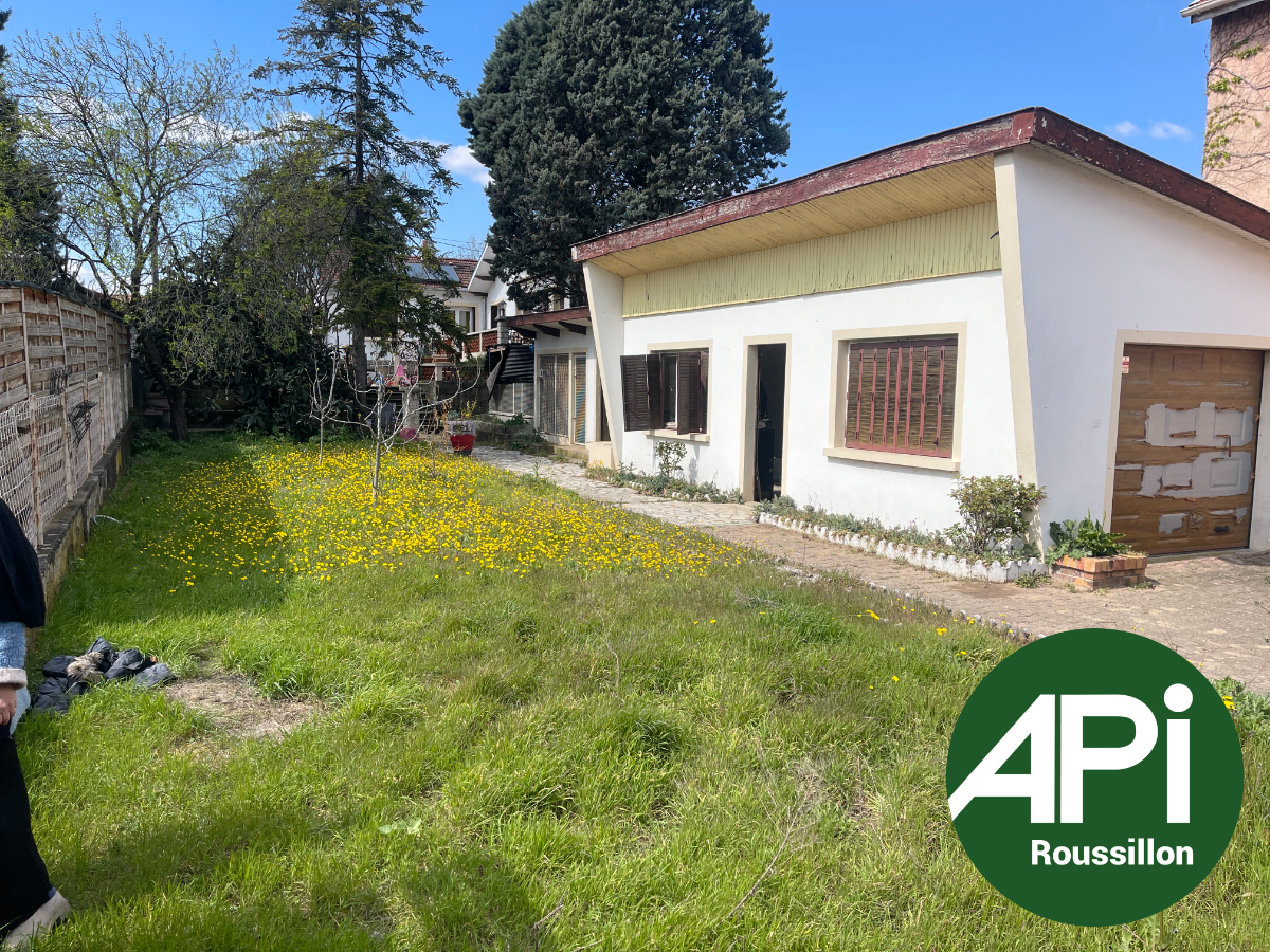 terrain de 345 m² avec garage existant – le péage-de-roussillon · 82 000 €