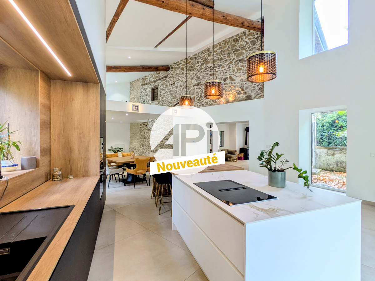 Terrain 266 m² · à Vérin · 266 m² · 450 000 €