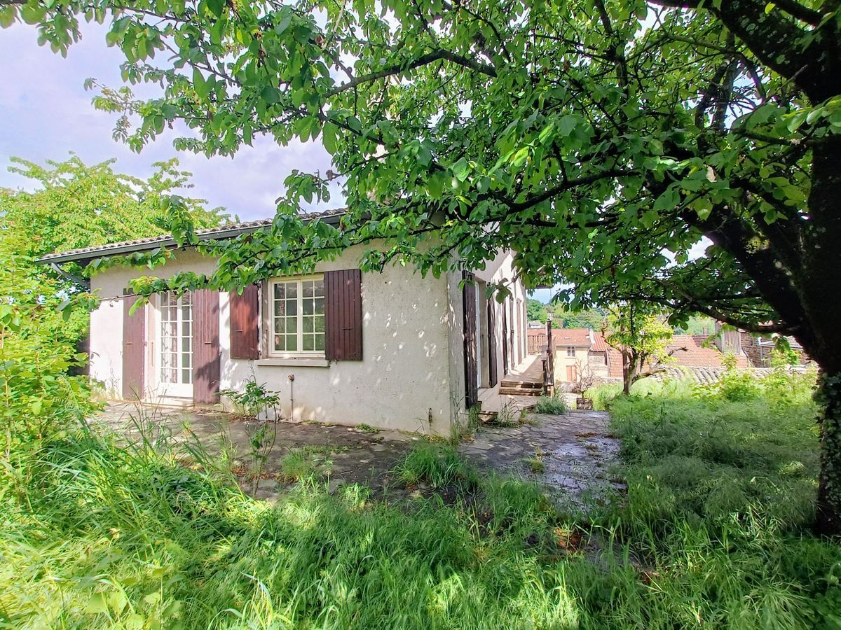 Maison 2 pièces 93 m² · à Roussillon · 93 m² · 95 000 €