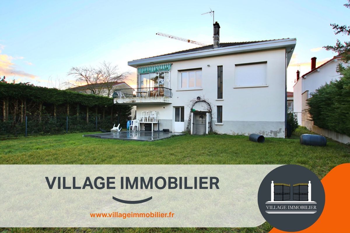 Maison 4 pièces 135 m² · à Feurs · 135 m² · 861 €/mois