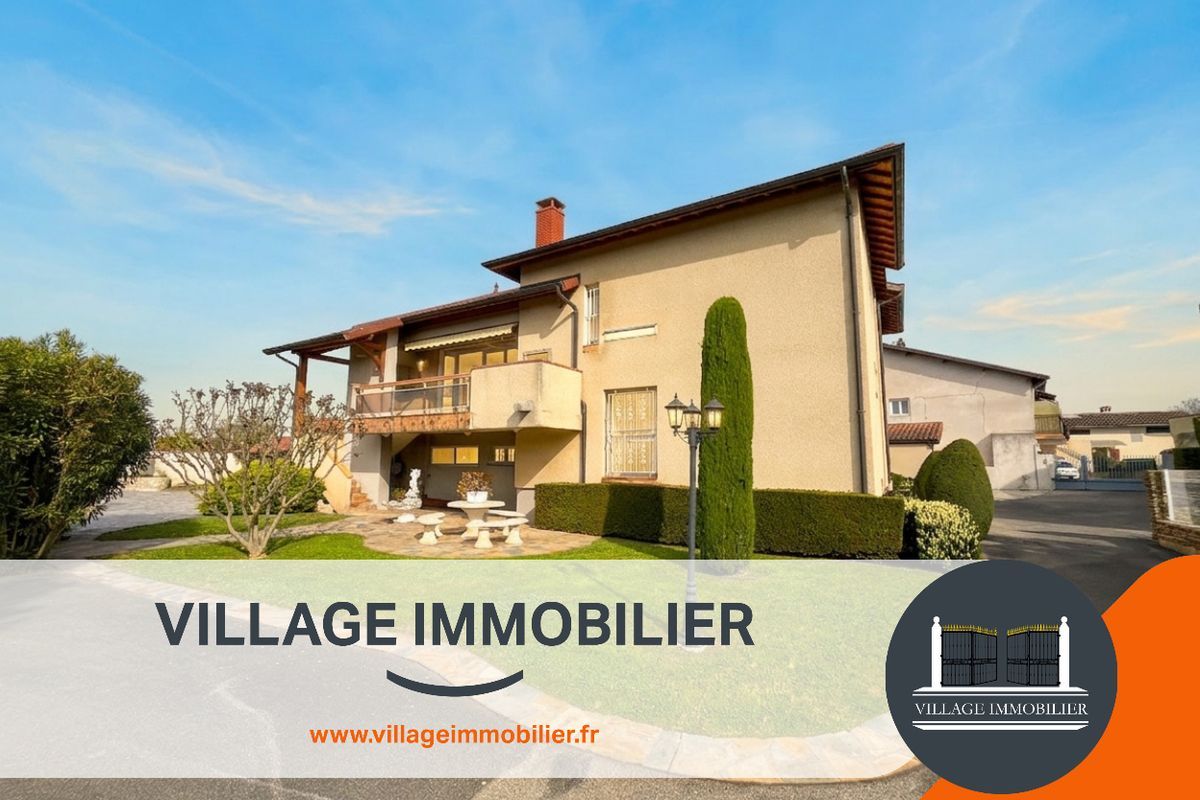 Maison 7 pièces 295 m² · à Saint-Priest · 295 m² · 899 000 €