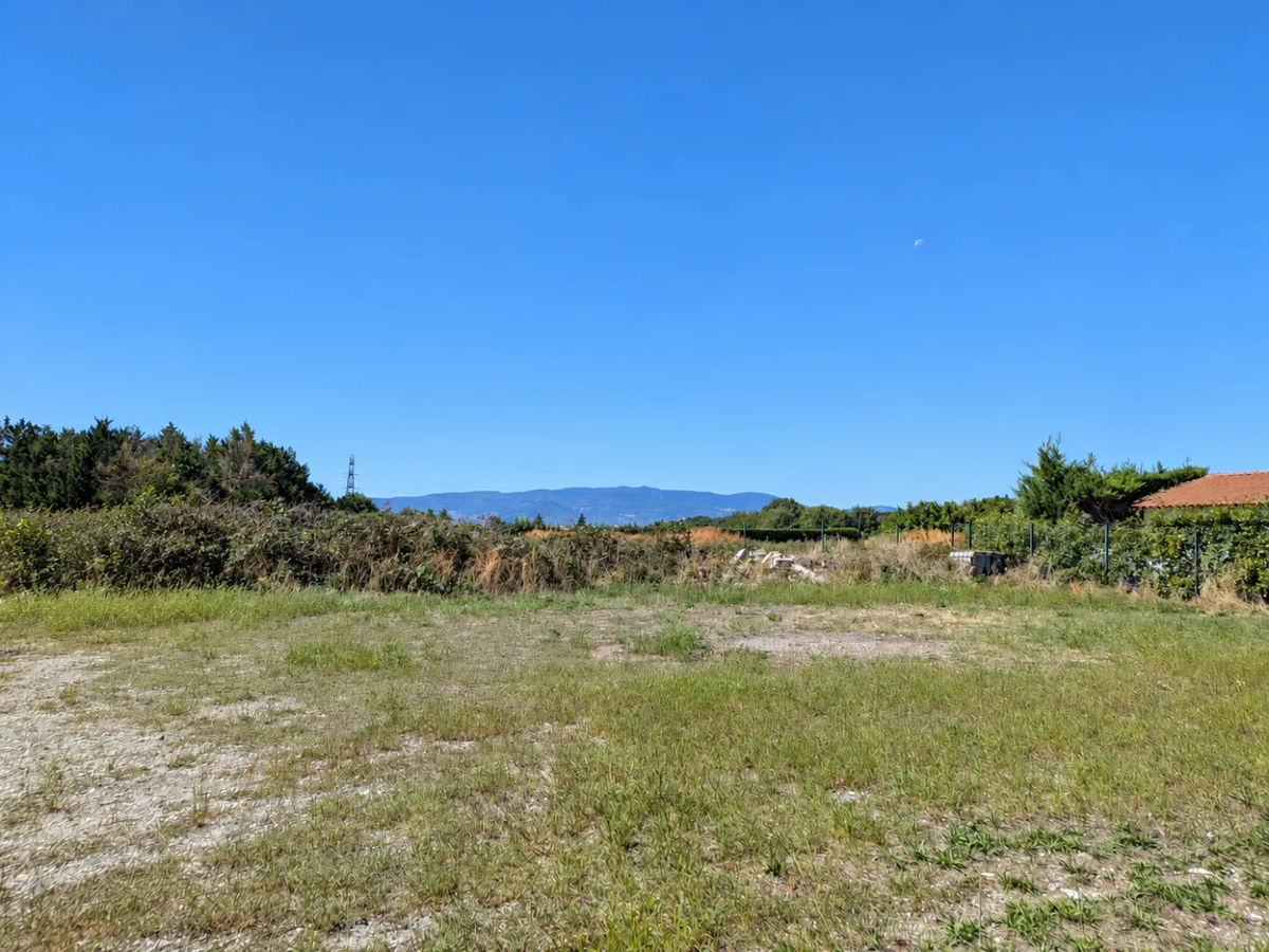 parcelle de 480 m² avec vue sur le pilat · à Roussillon · 76 000 €