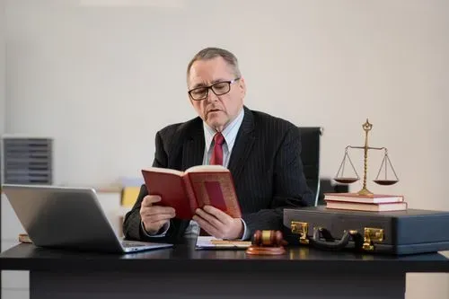 When Do You Need a Lawyer? Essential Legal Situations