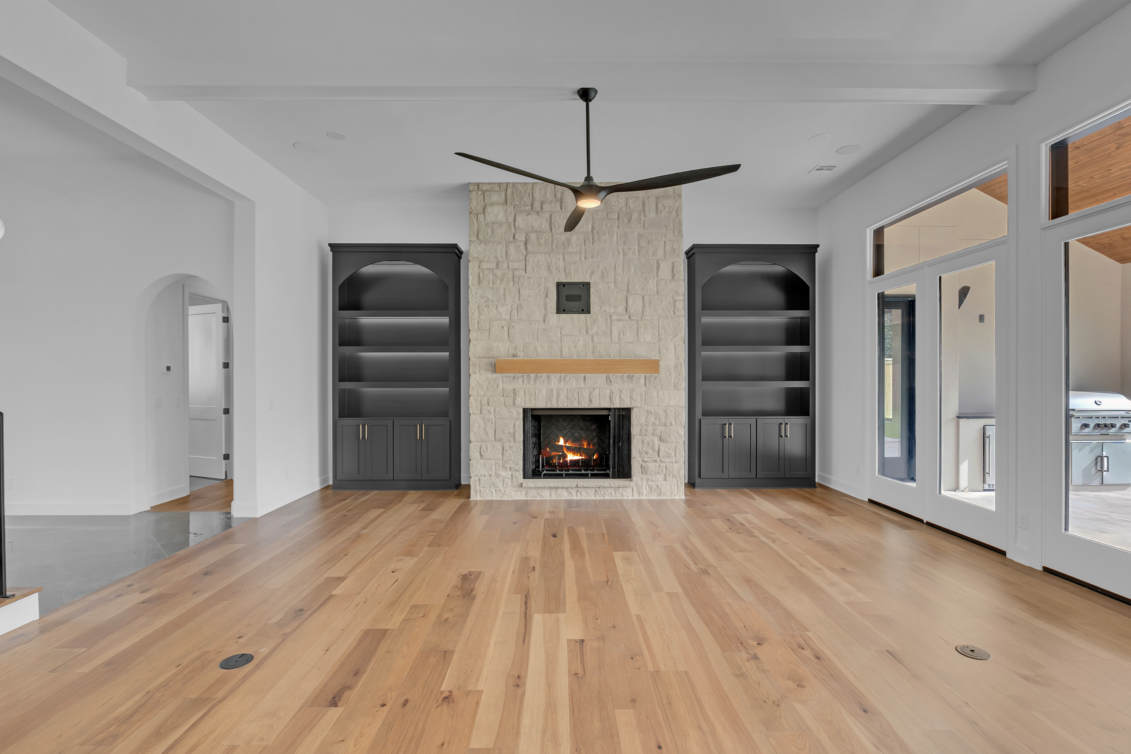 3737 S EVANSTON AVE - Gallery Image 1