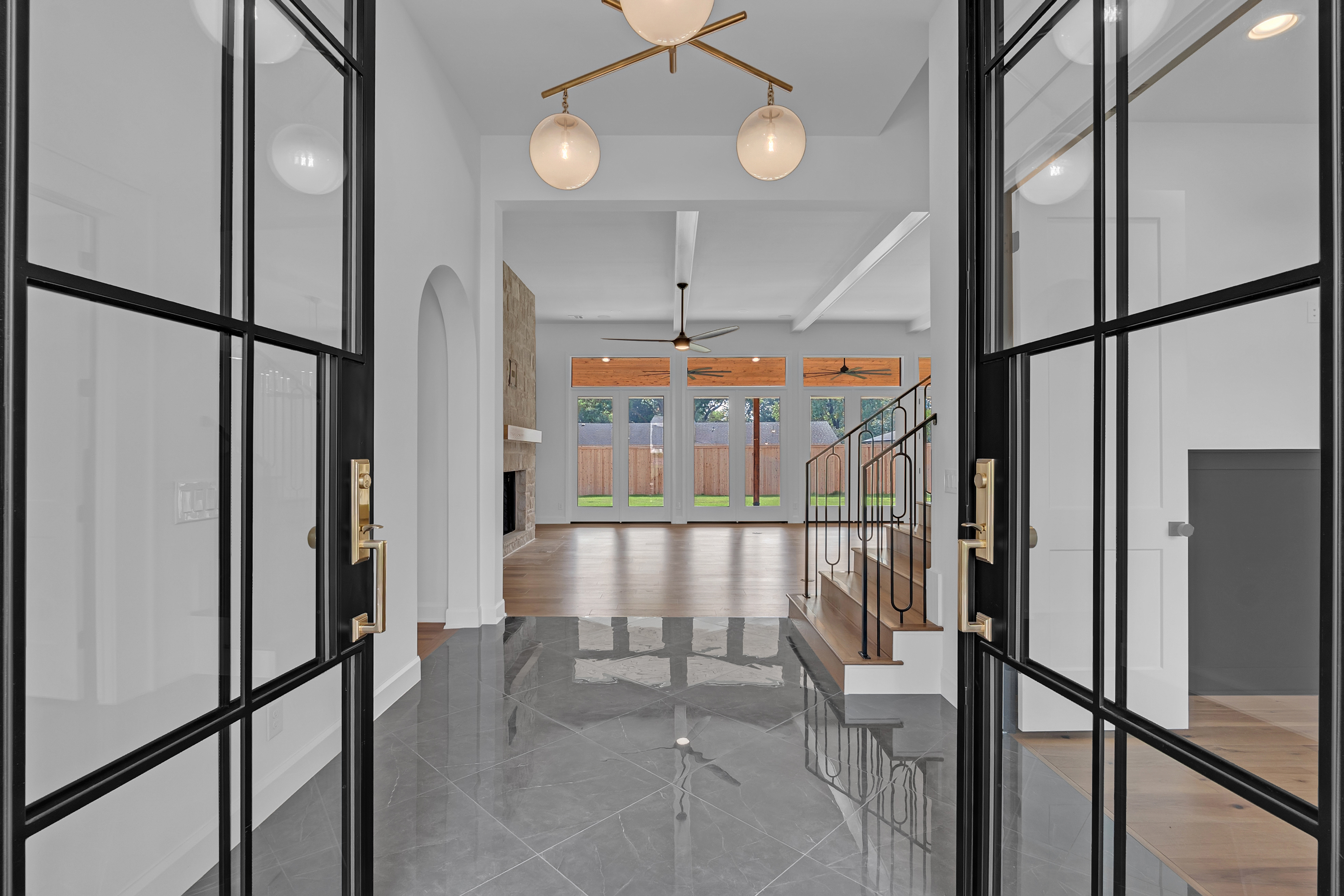 3737 S EVANSTON AVE - Gallery Image 7
