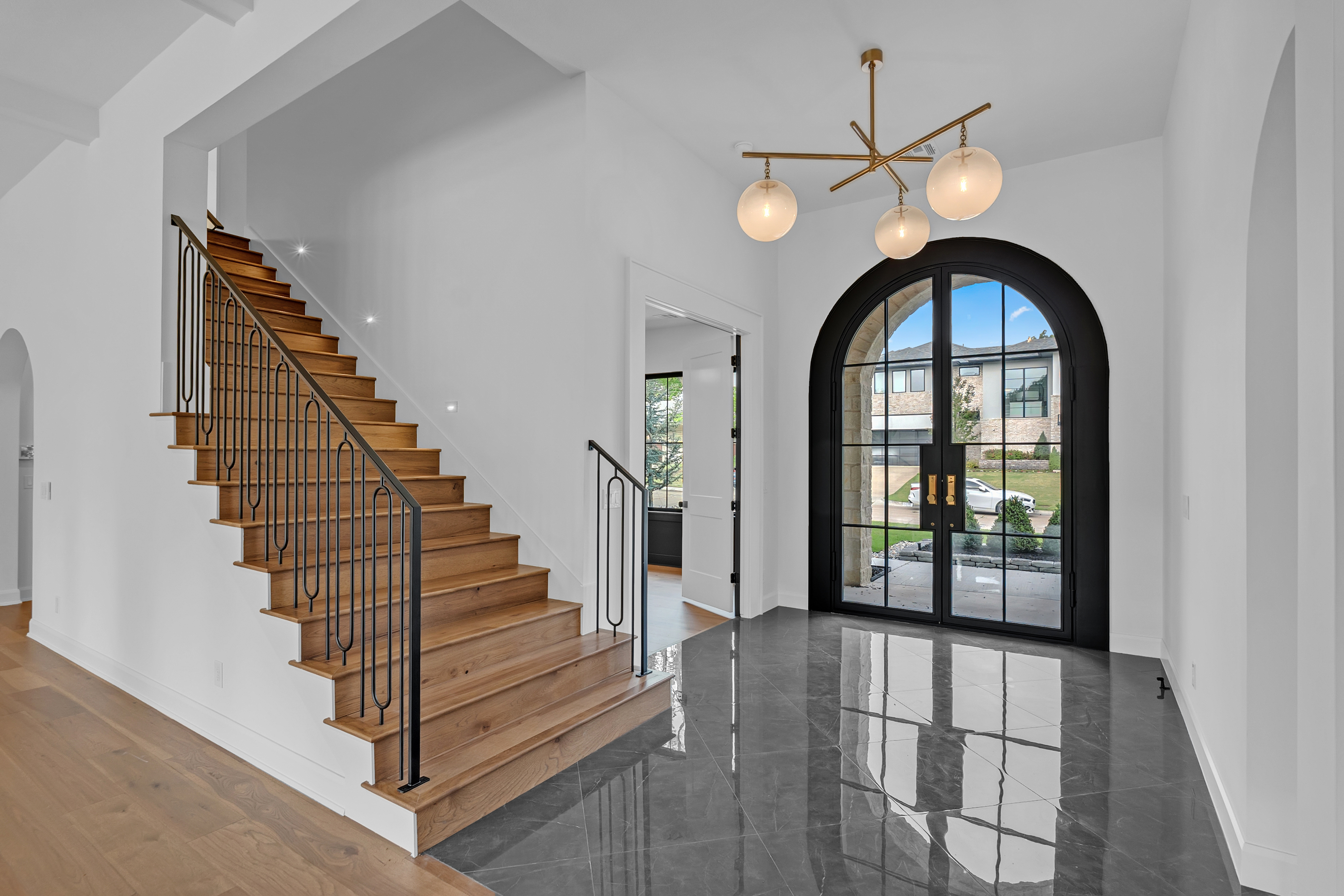 3737 S EVANSTON AVE - Gallery Image 11
