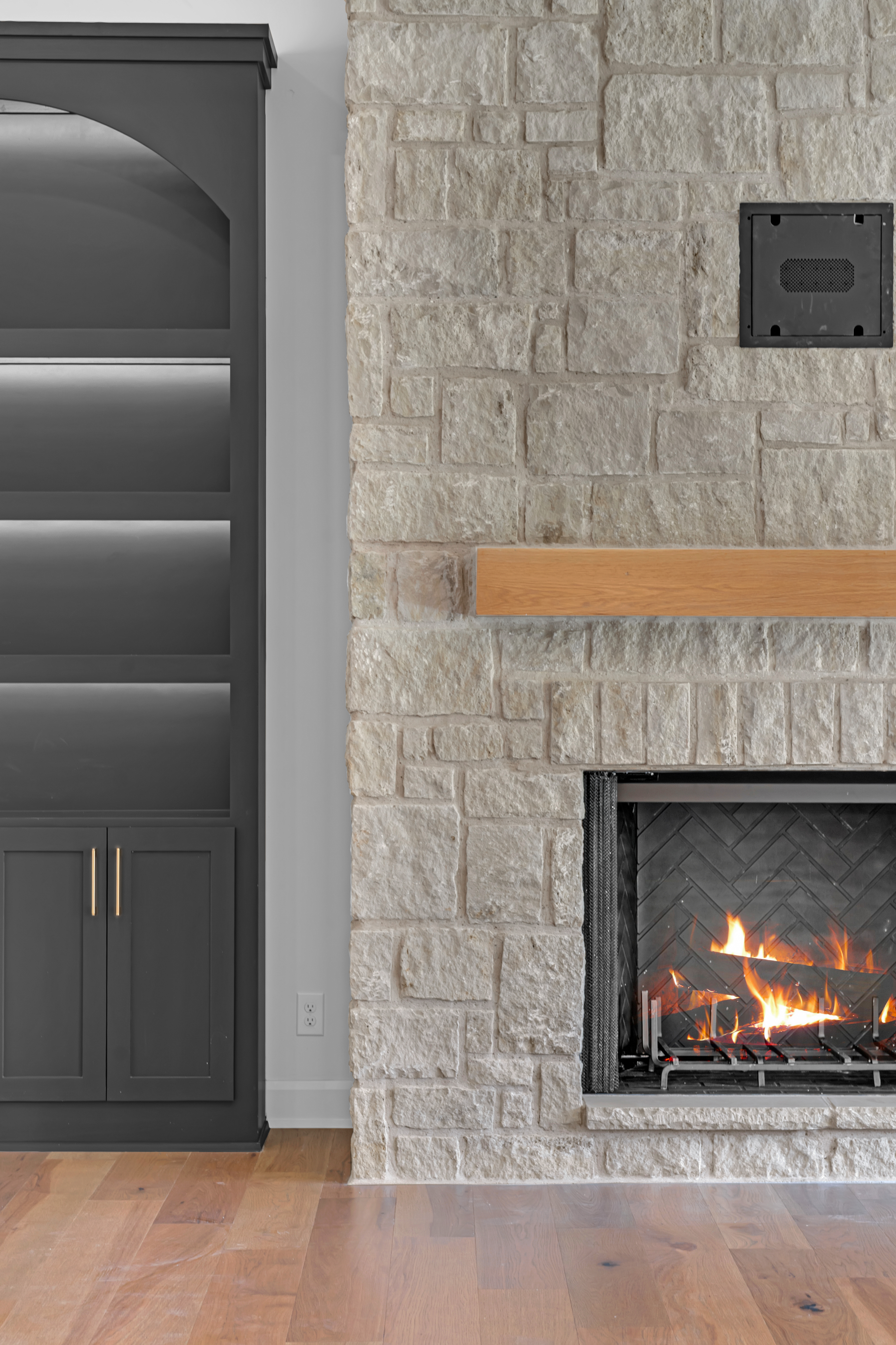 3737 S EVANSTON AVE - Gallery Image 20