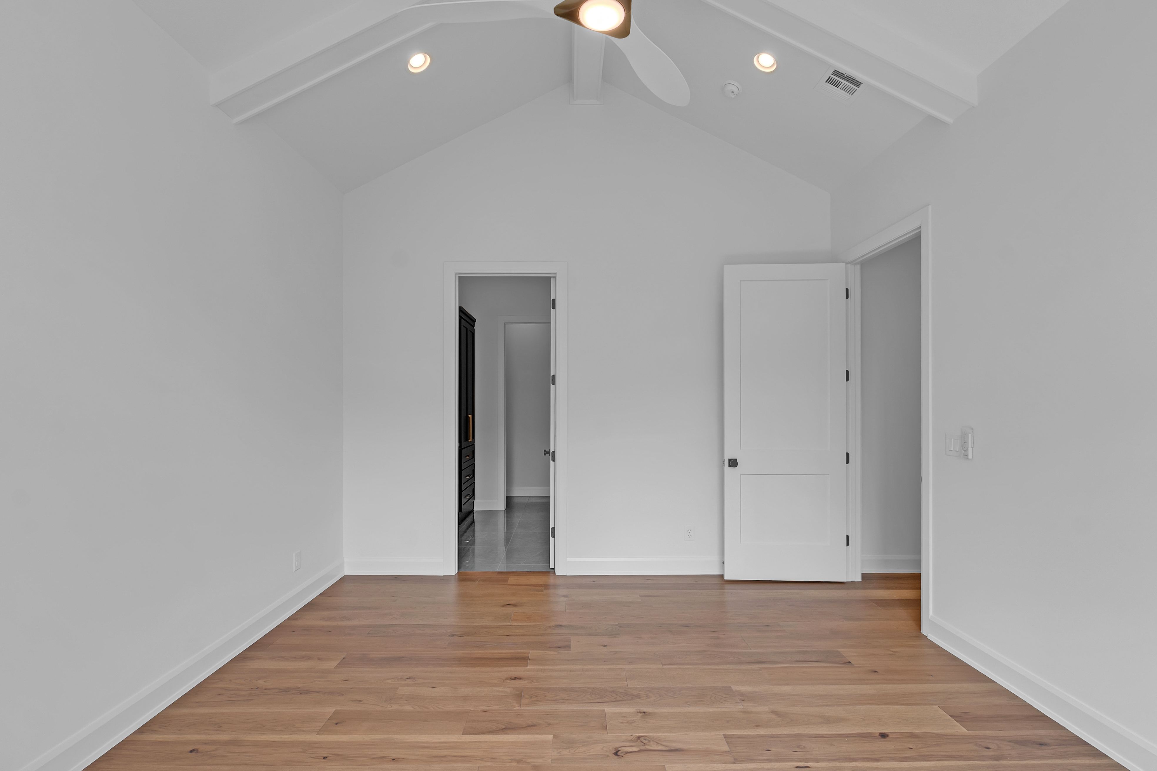 3737 S EVANSTON AVE - Gallery Image 38