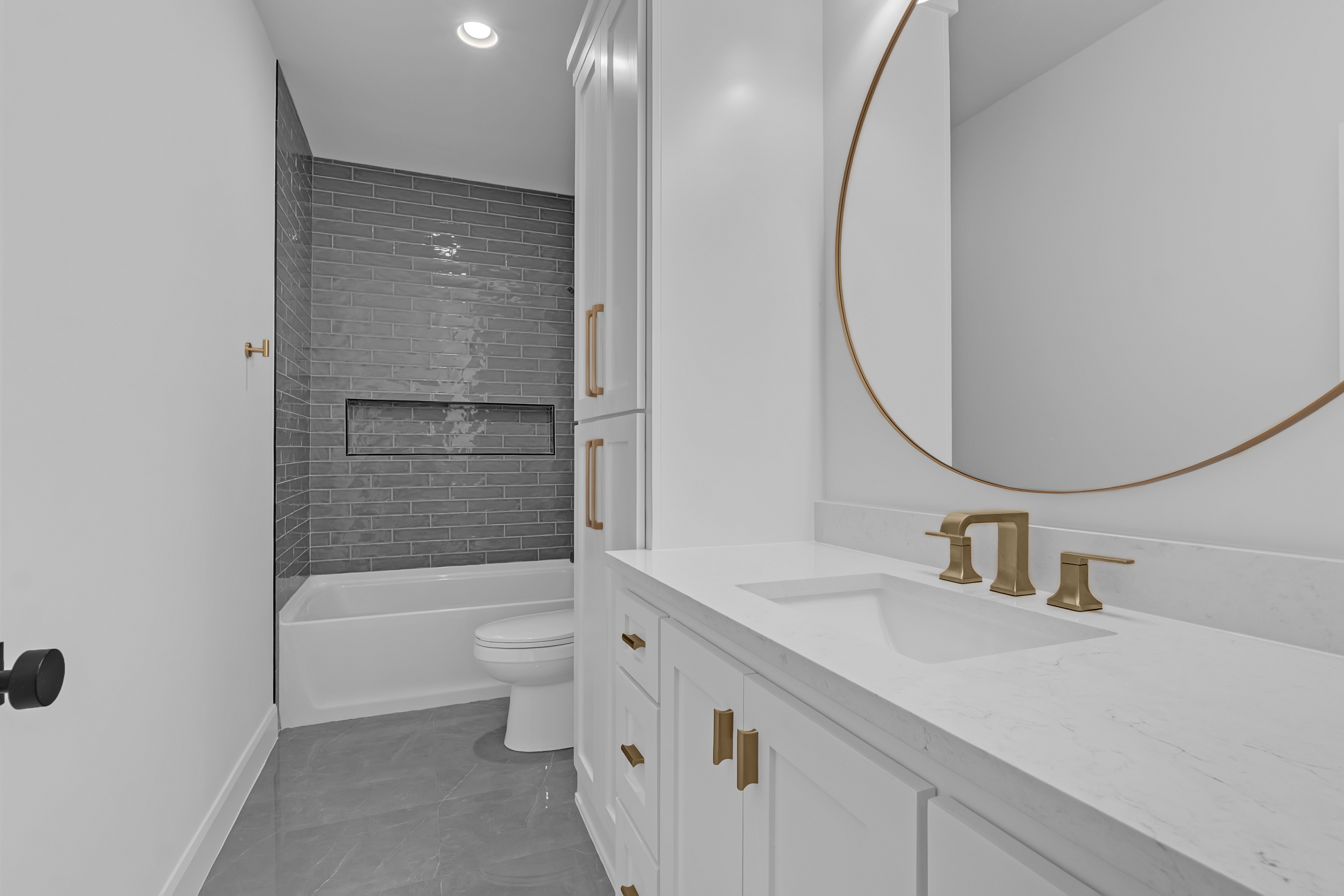 3737 S EVANSTON AVE - Gallery Image 49