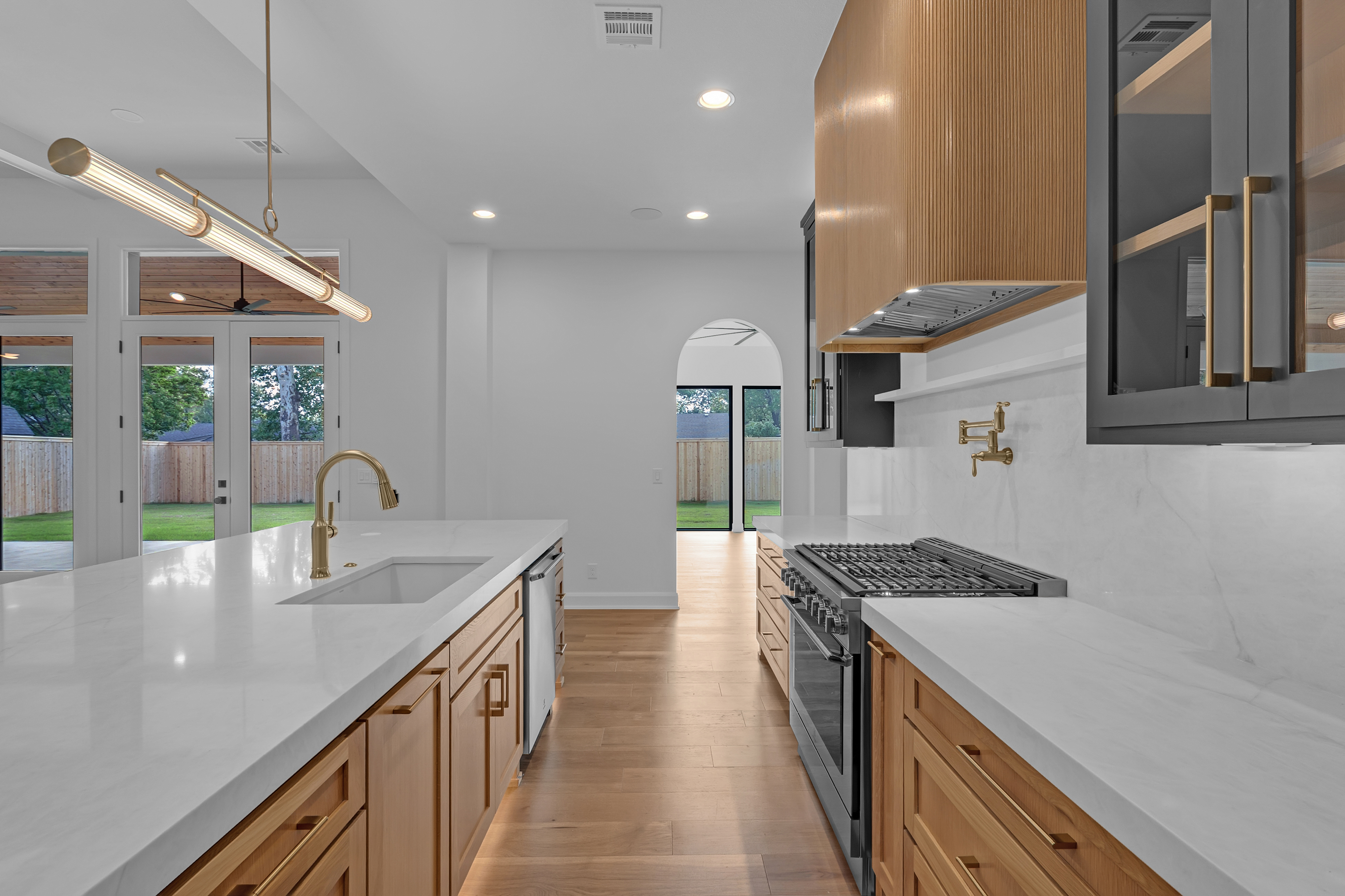 3737 S EVANSTON AVE - Gallery Image 54