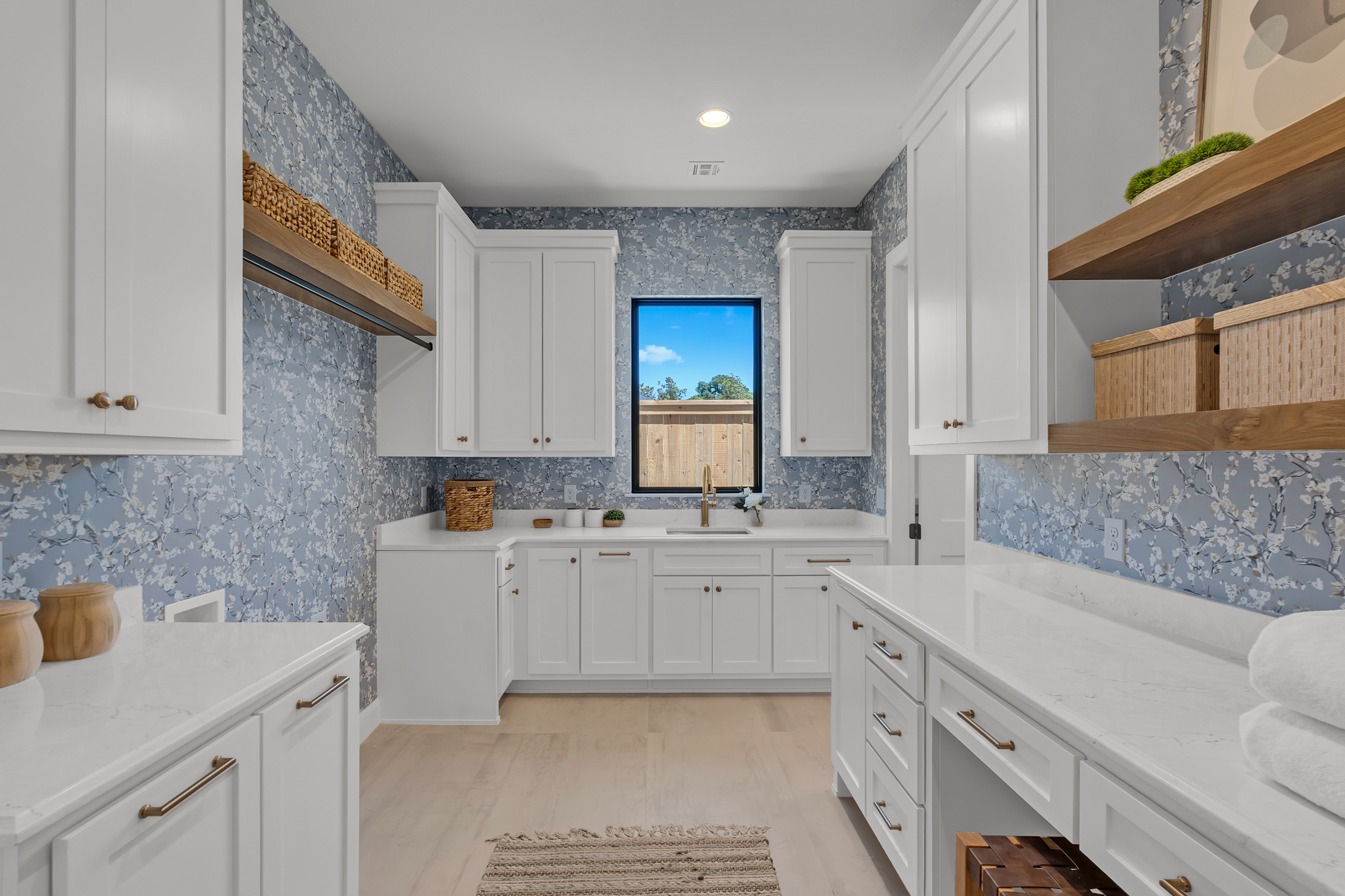 1226 E 30TH ST - Gallery Image 57