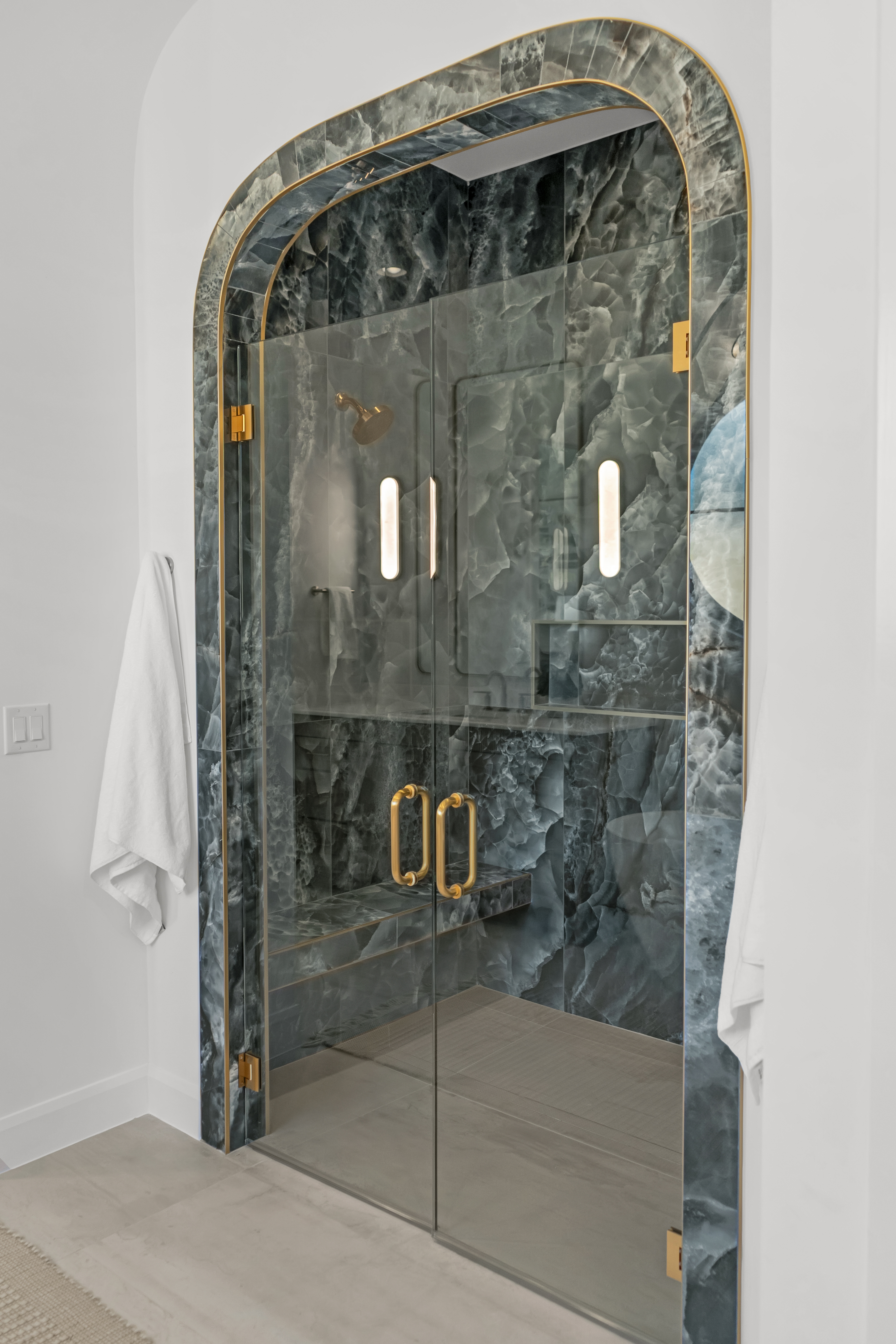 1226 E 30TH ST - Gallery Image 112