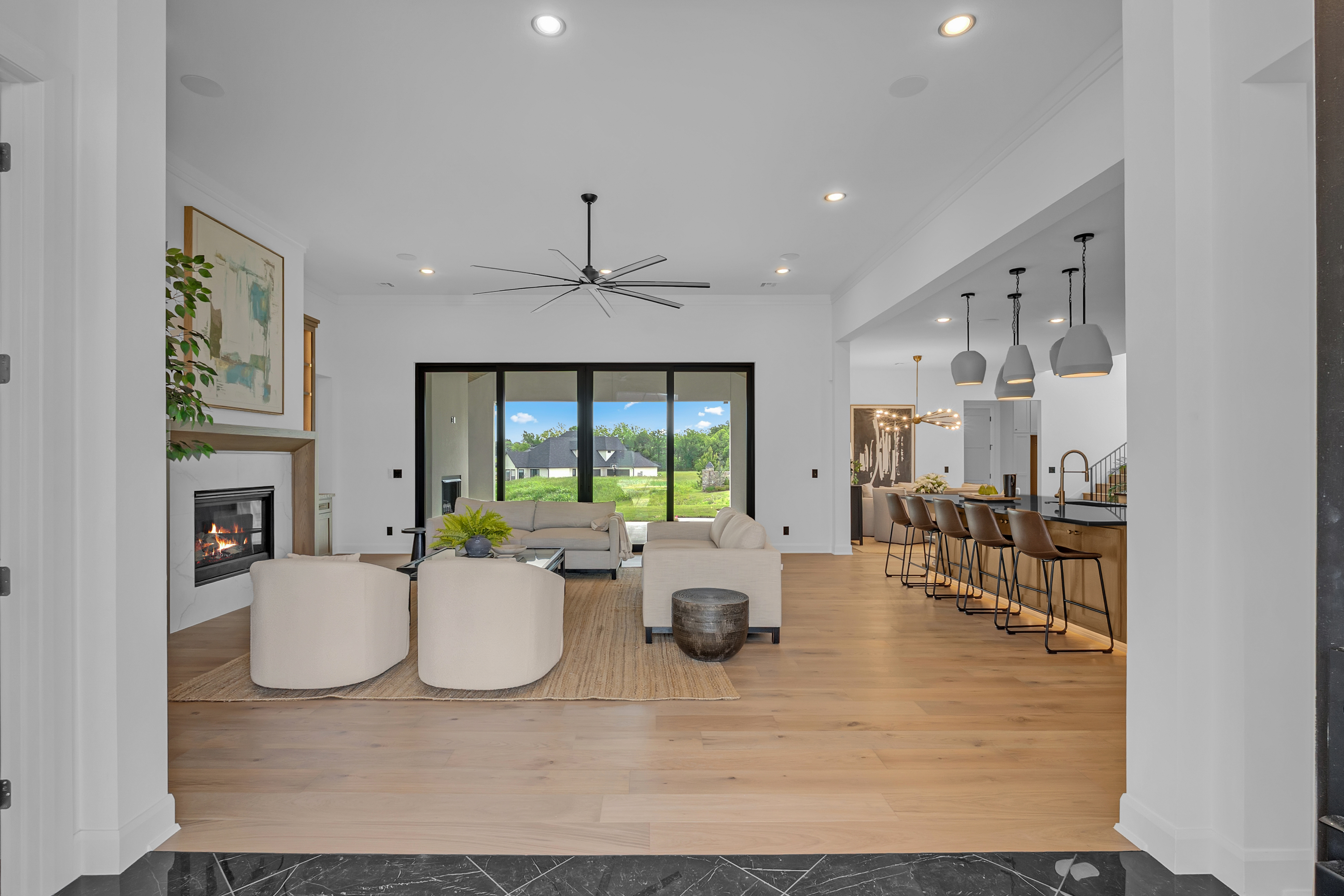 303 N 85TH ST - Gallery Image 2